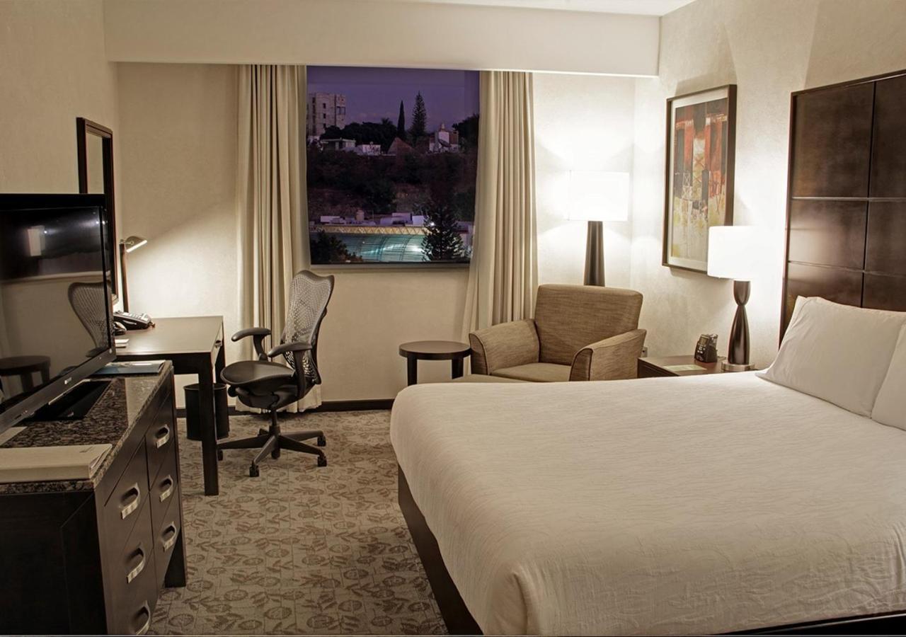 One-Bedroom King Suite,1550527951:JPEG
