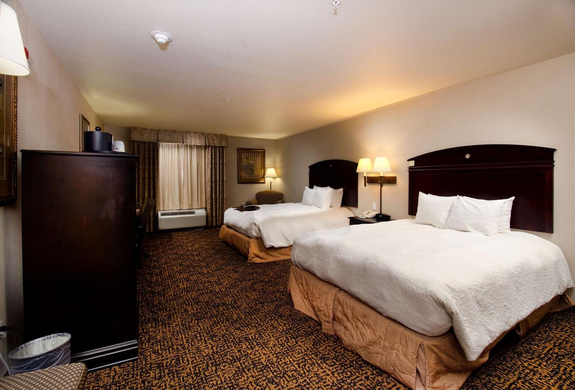 Queen Room with Two Queen Beds - Mobility Access/Non-Smoking