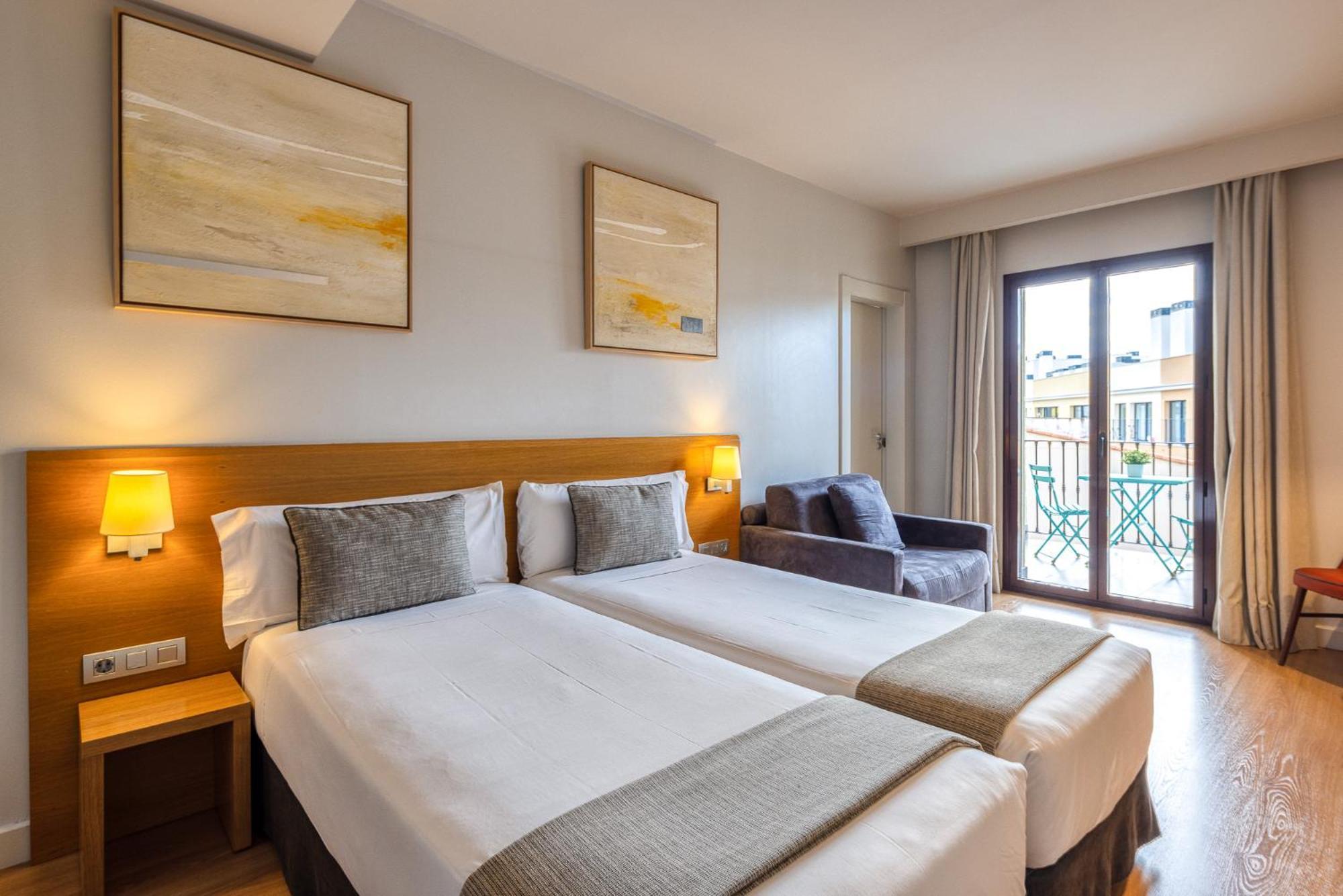 Twin Room with Terrace,377893480:JPEG