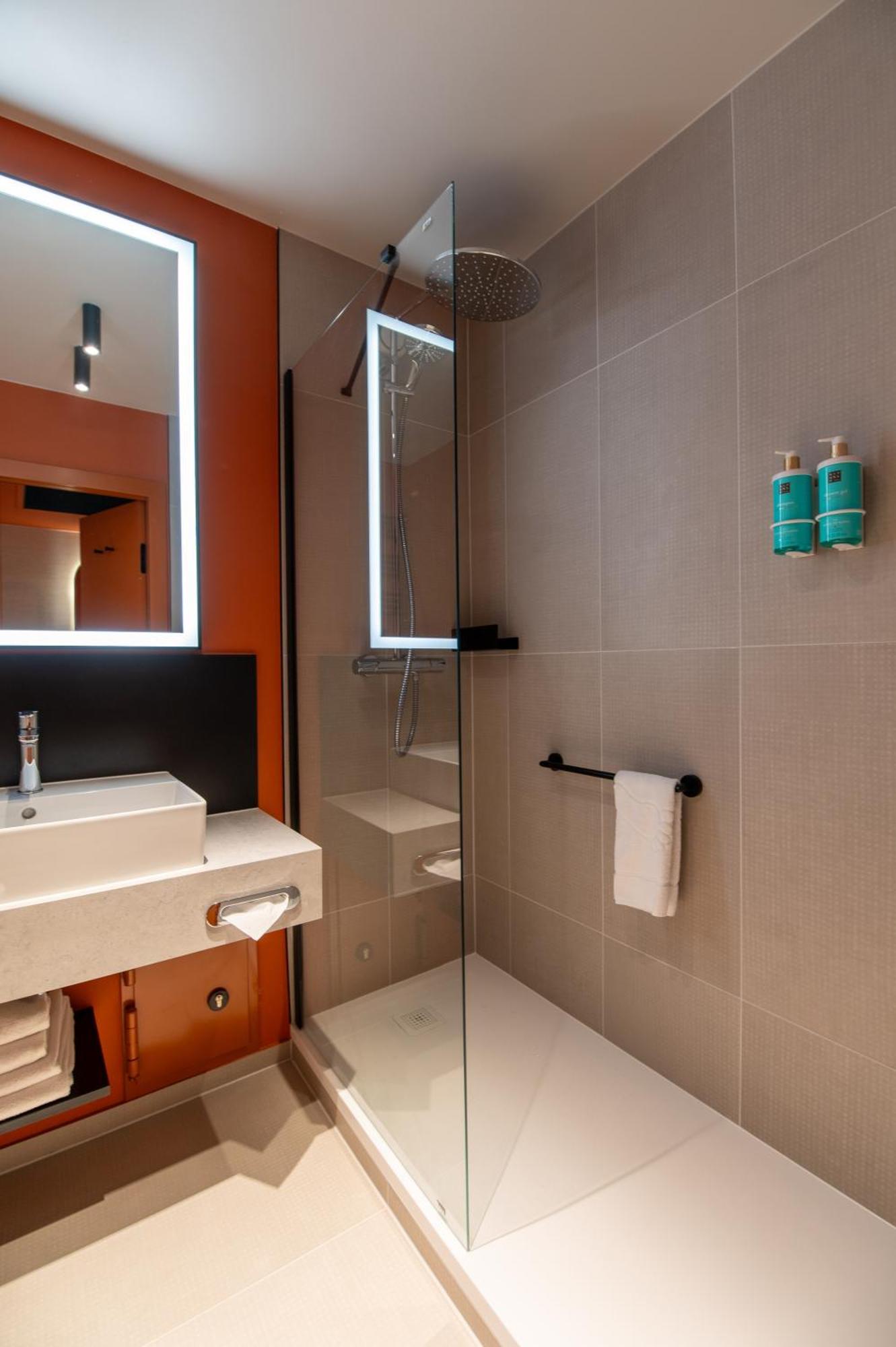 Quarto Individual Standard