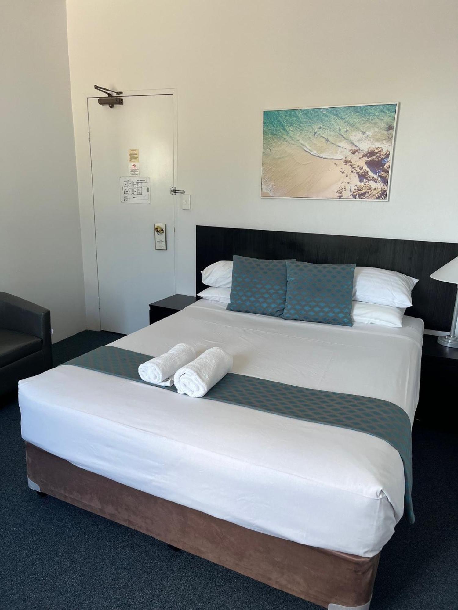 Superior Queen Room