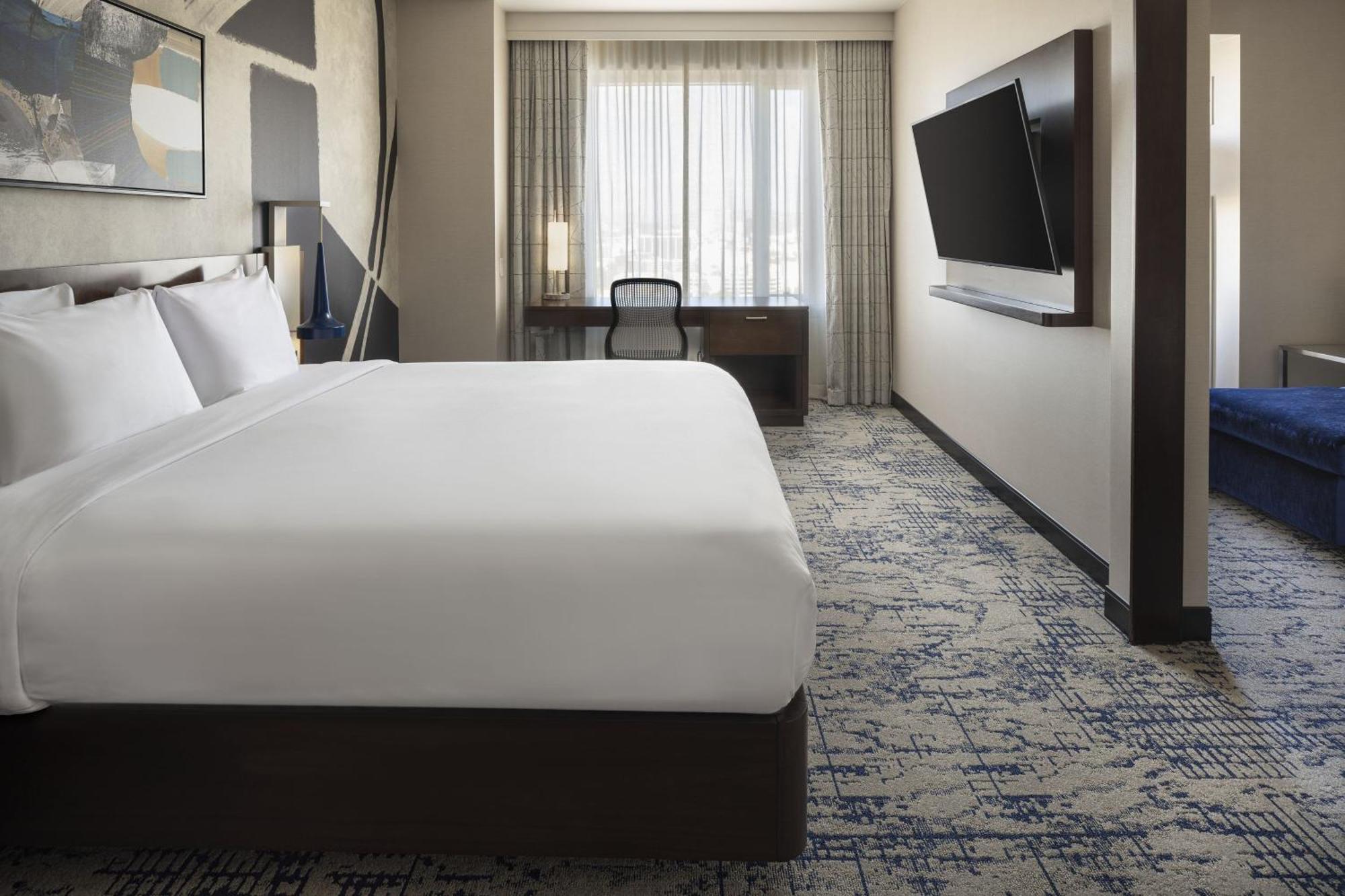 One-Bedroom Junior Suite,1592907568:JPEG