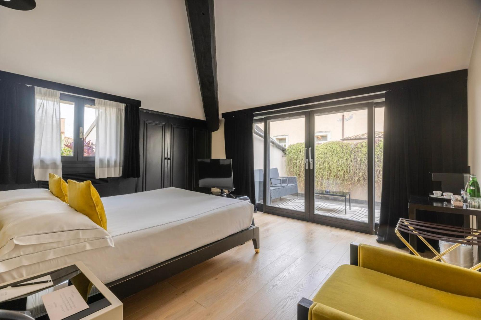 Double Room with Balcony
