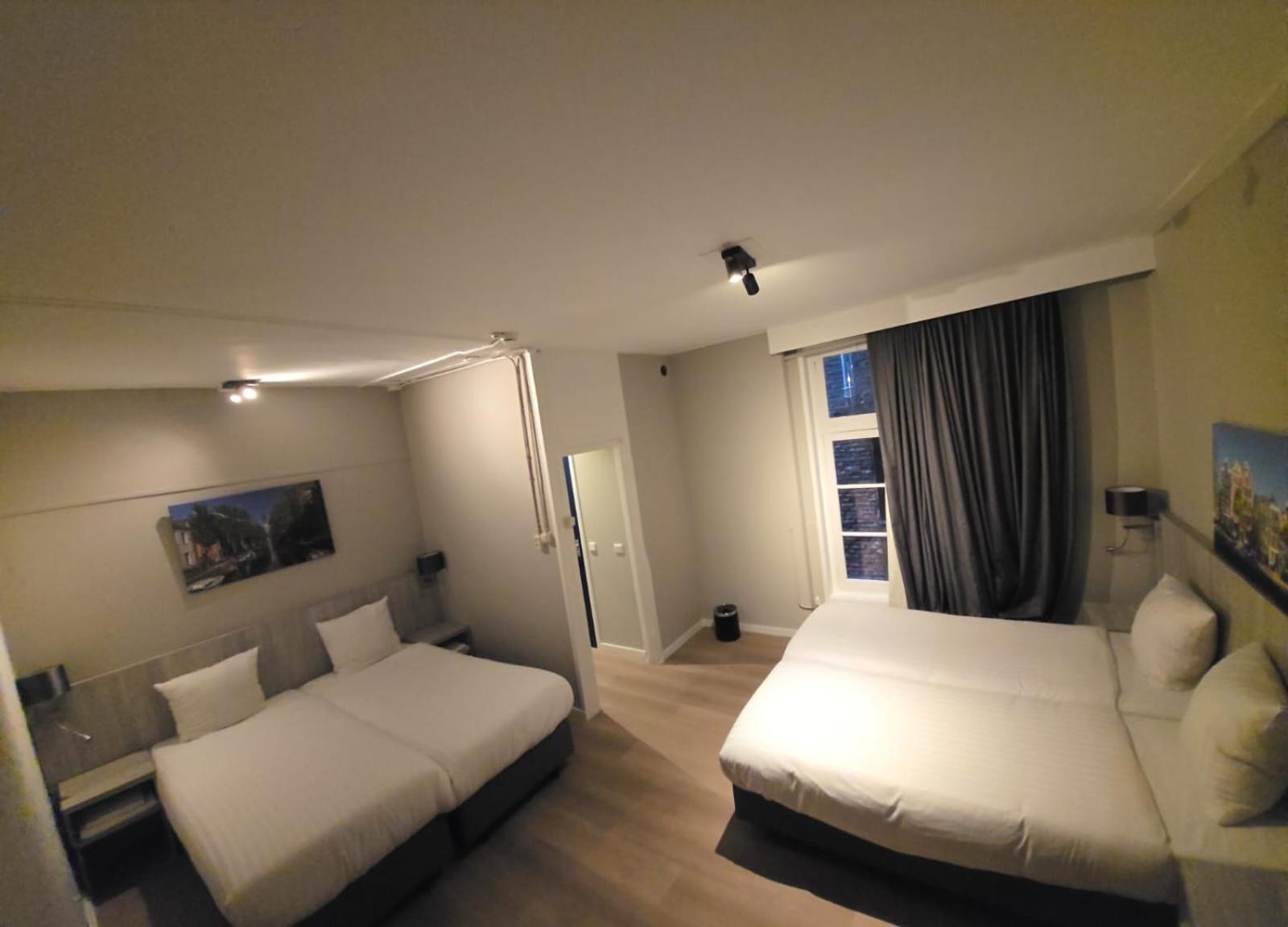 Vierpersoonskamer met Eigen Badkamer