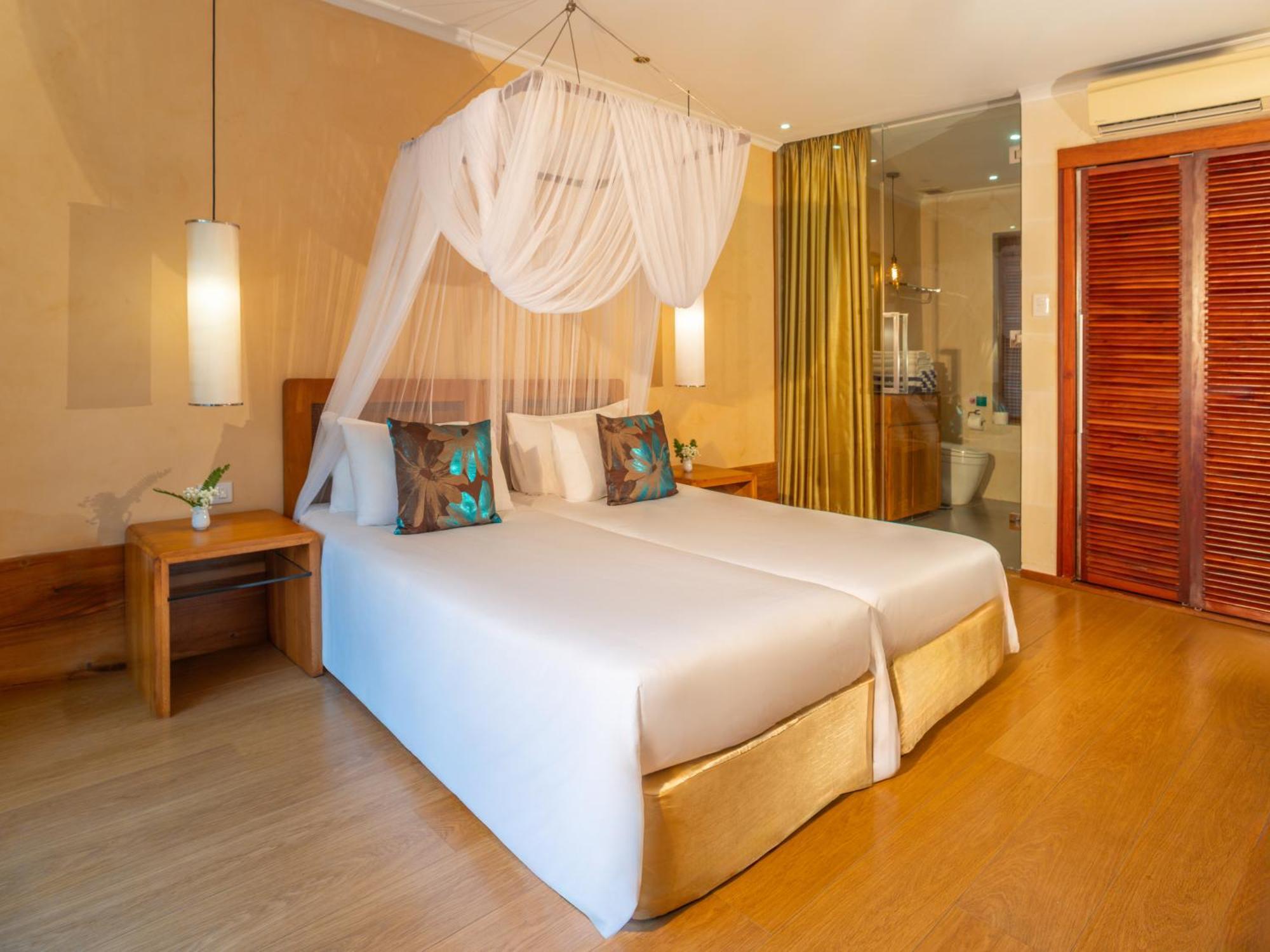 Chambre Lits Jumeaux avec Accès Piscine
