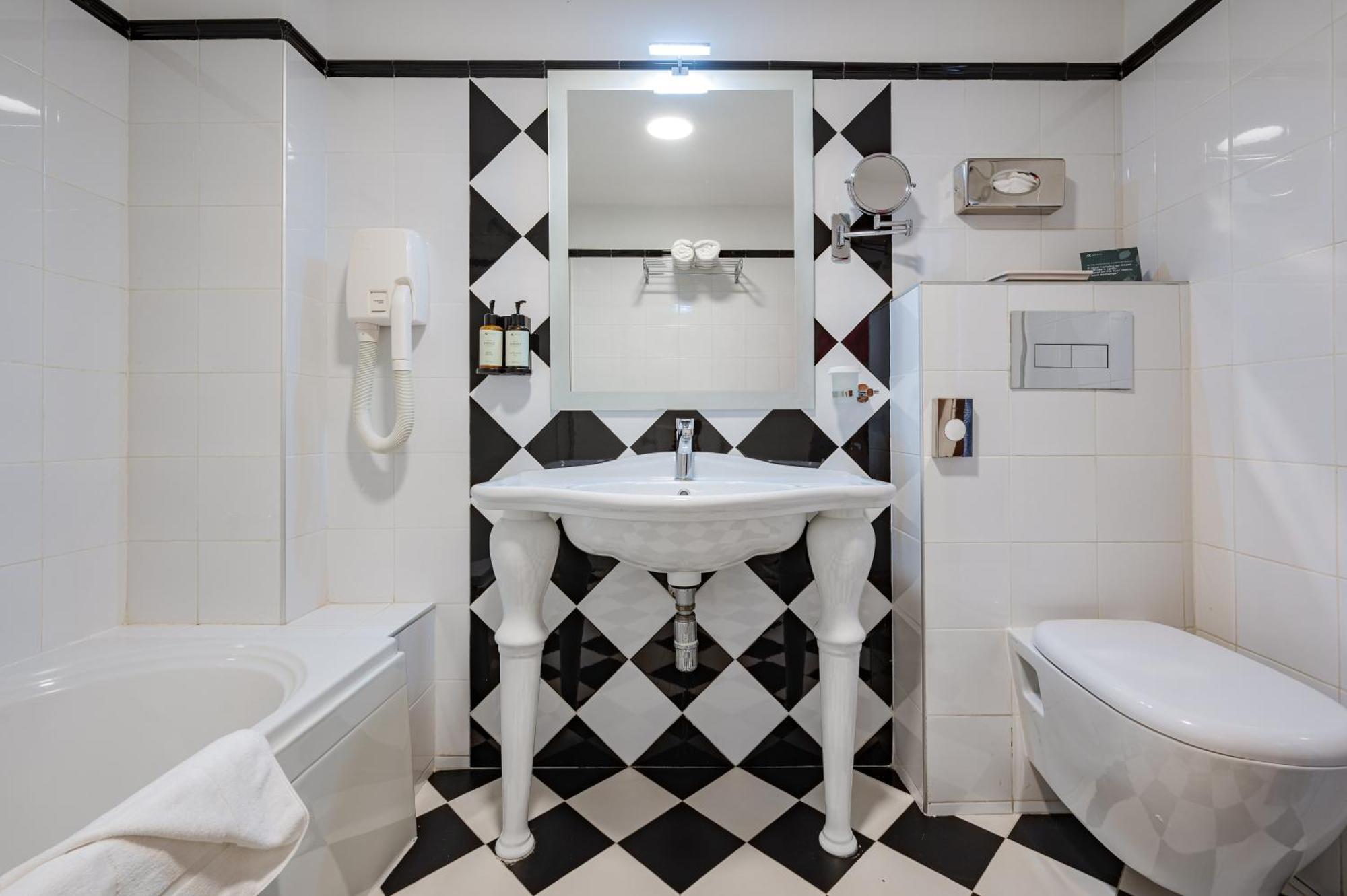 Junior Suite,1637706494:JPEG