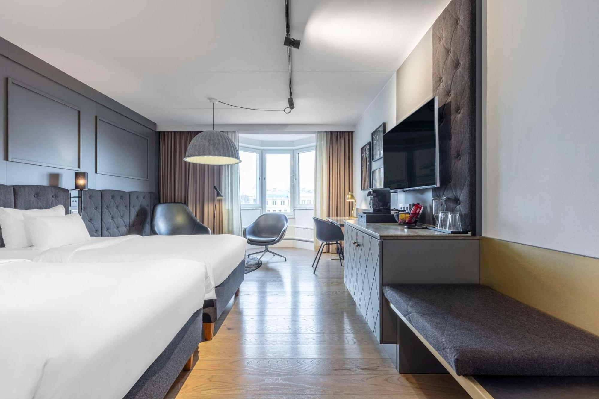 Quarto Executivo com Vista da Praça - Exclusivo para Maiores de 25 Anos