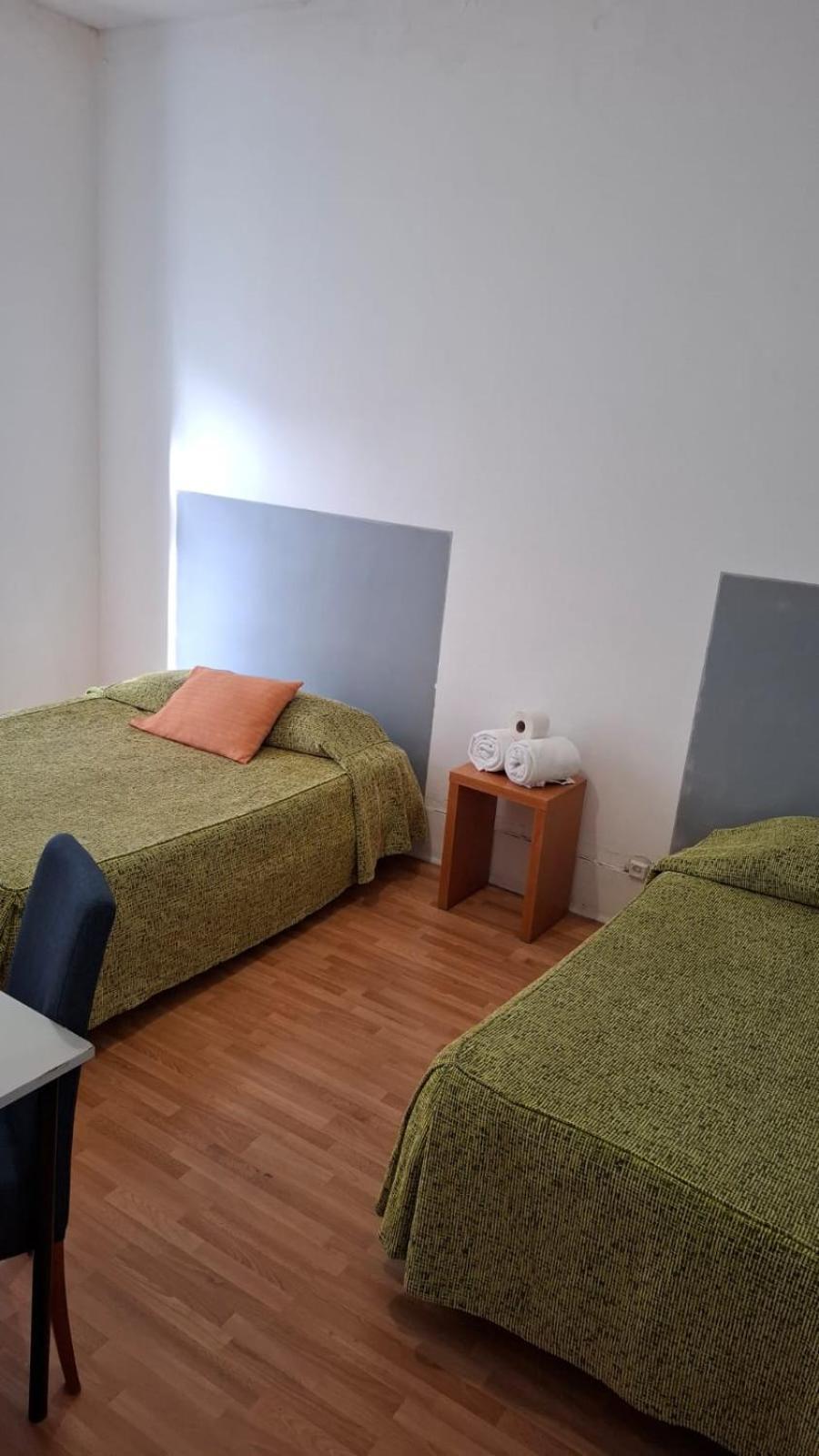Habitación Doble con baño compartido - 1 o 2 camas