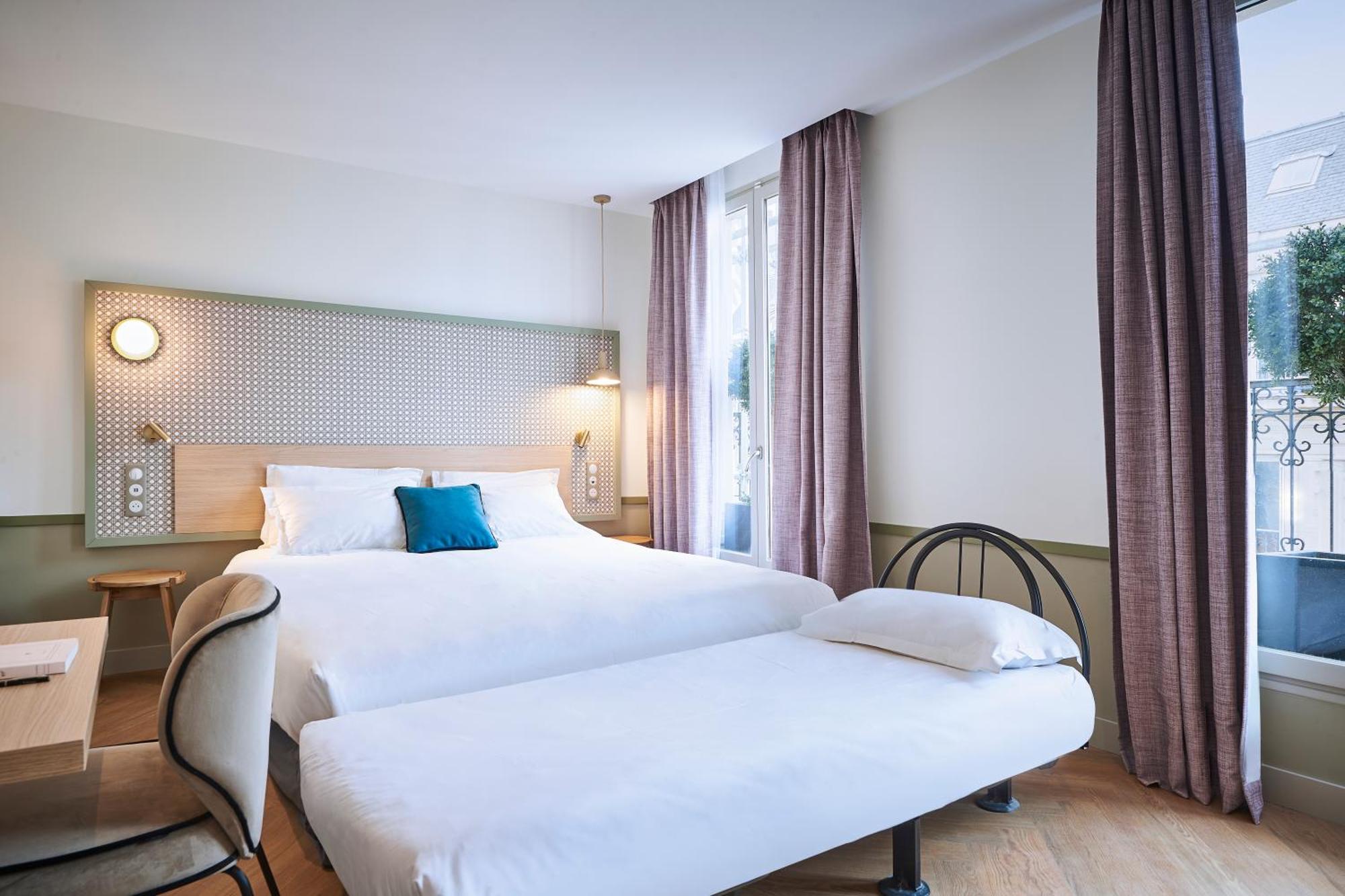 Habitación Triple con balcón