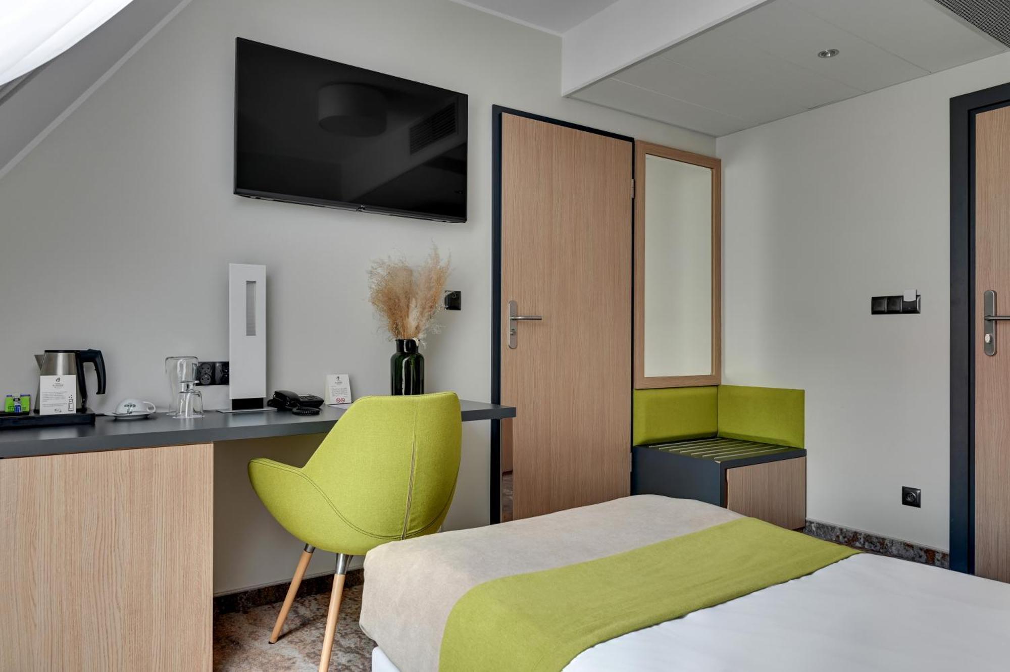 Single Room
