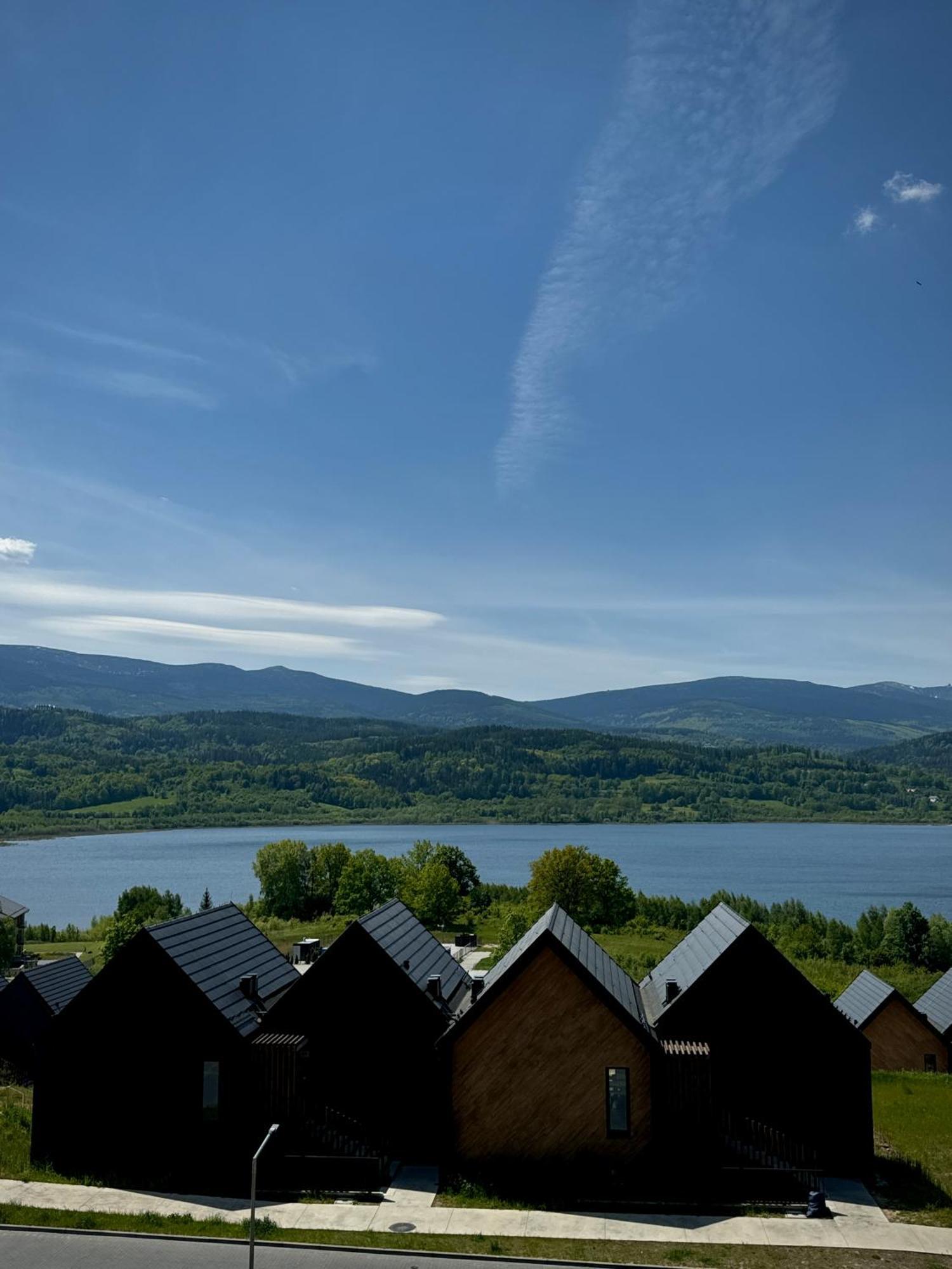 Apartment for active people with a view on the lake and mountains