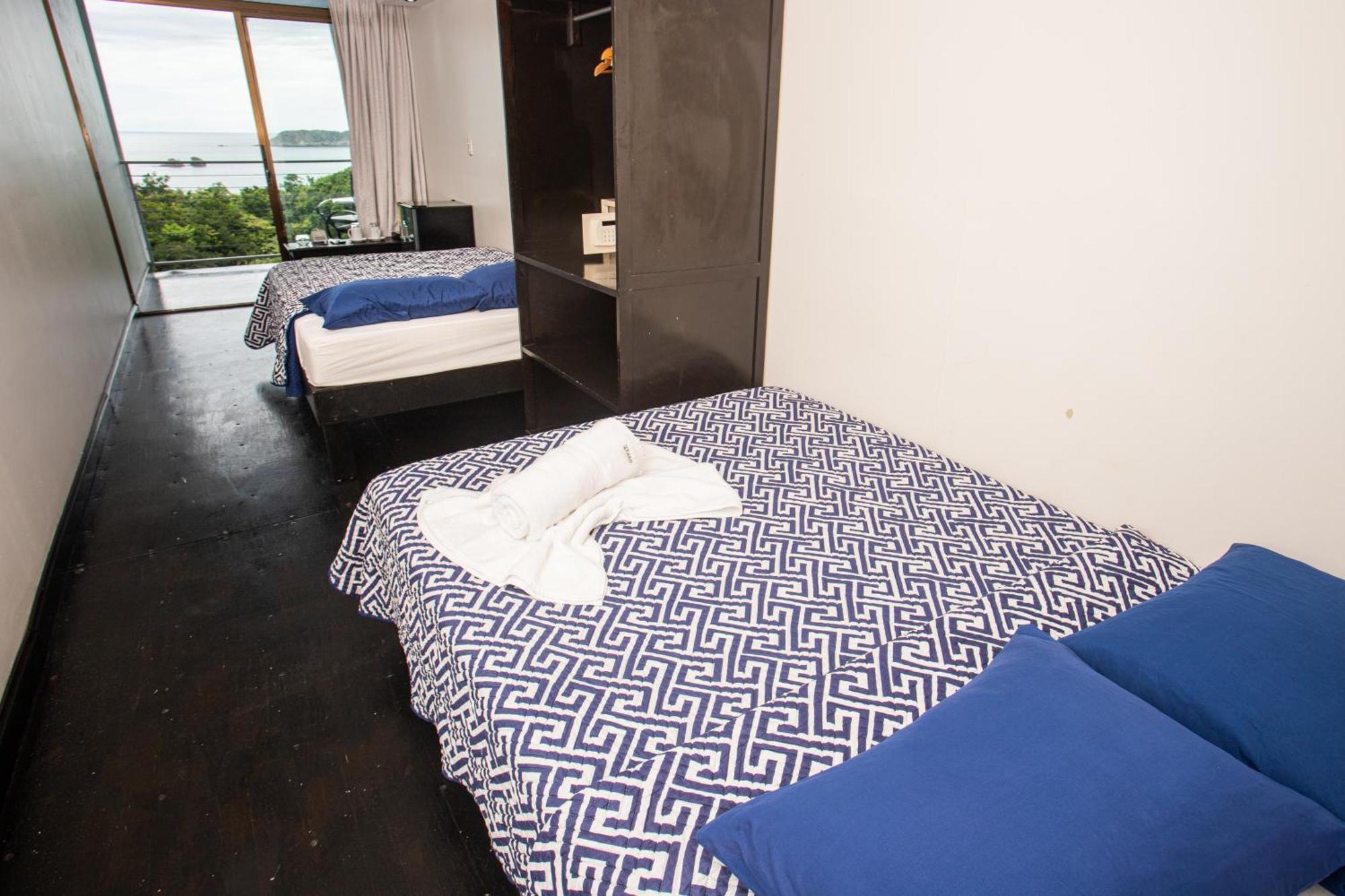 Vierbettzimmer mit Meerblick