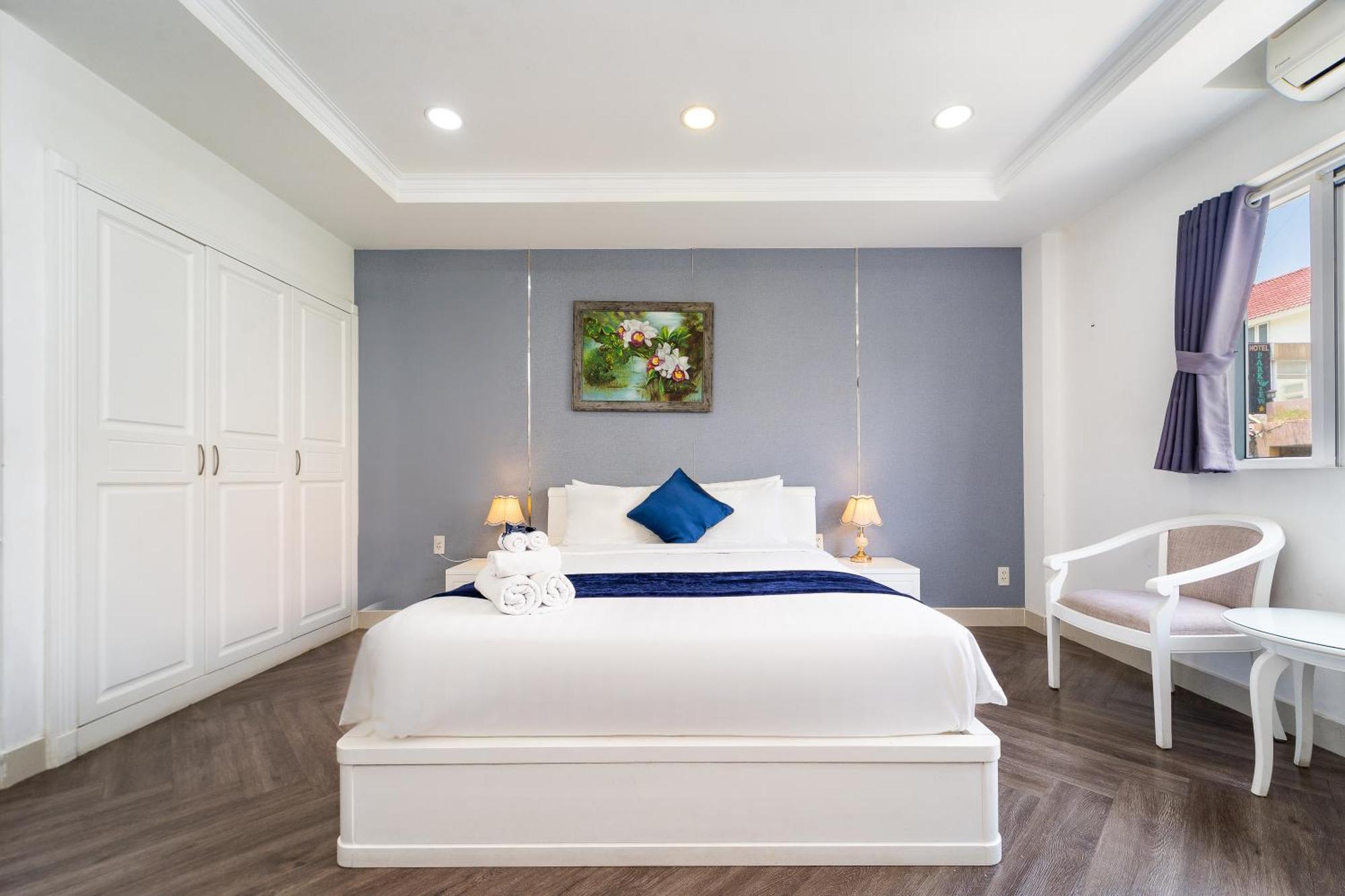 Deluxe Apartment