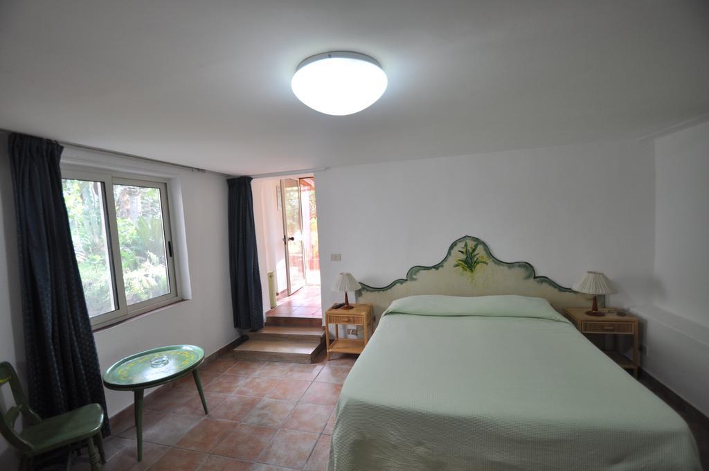 Habitación Triple Estándar con vistas al jardín