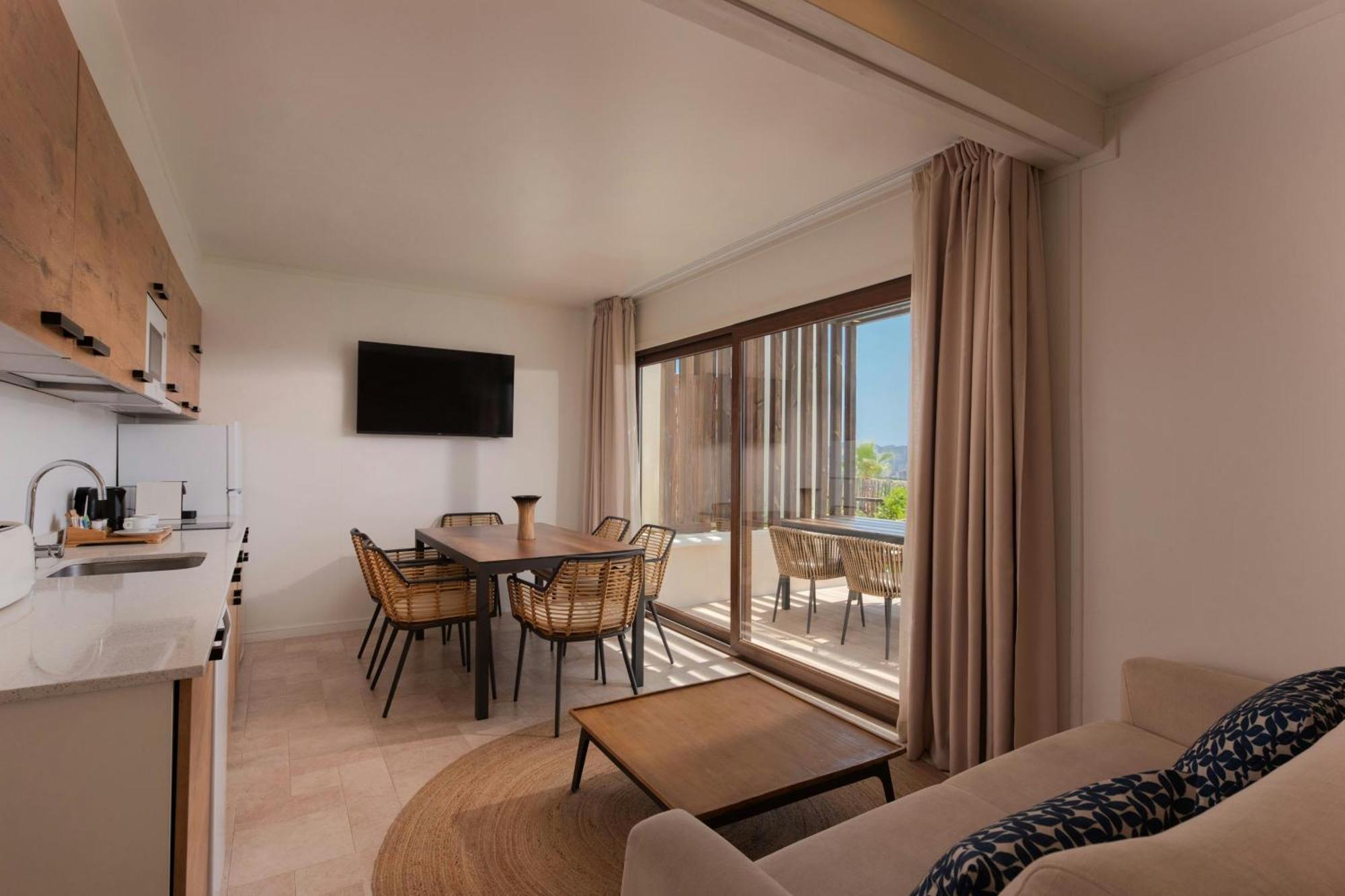 Villa Confort de 3 dormitorios con balcón y vistas al mar