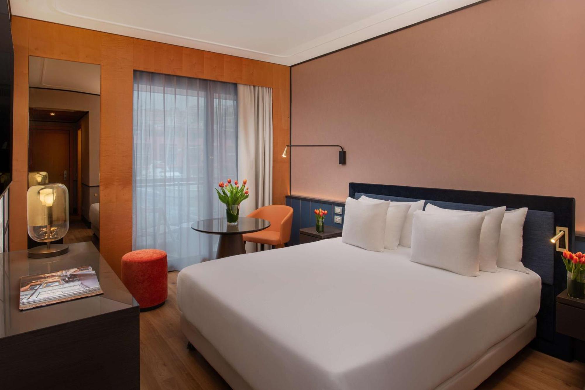 Superior Room with Balcony and View