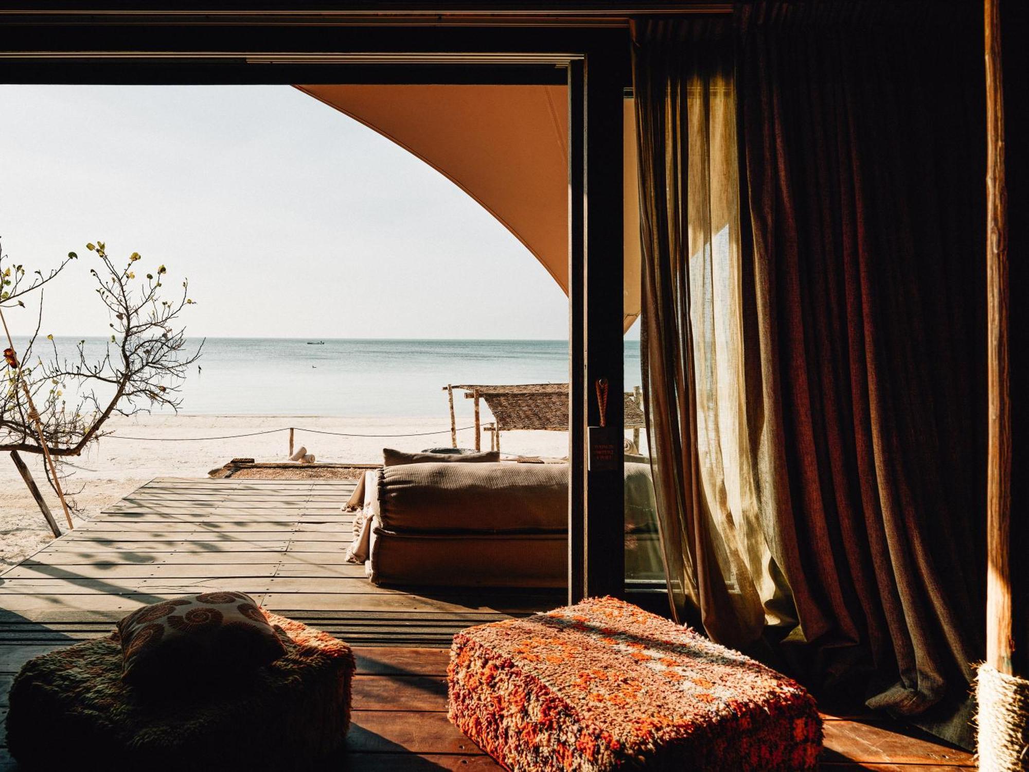 Deluxe Bungalow mit Meerblick