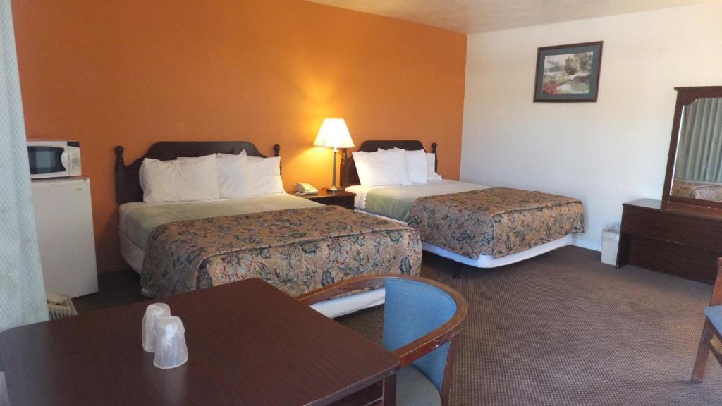 Queen Room with Two Queen Beds