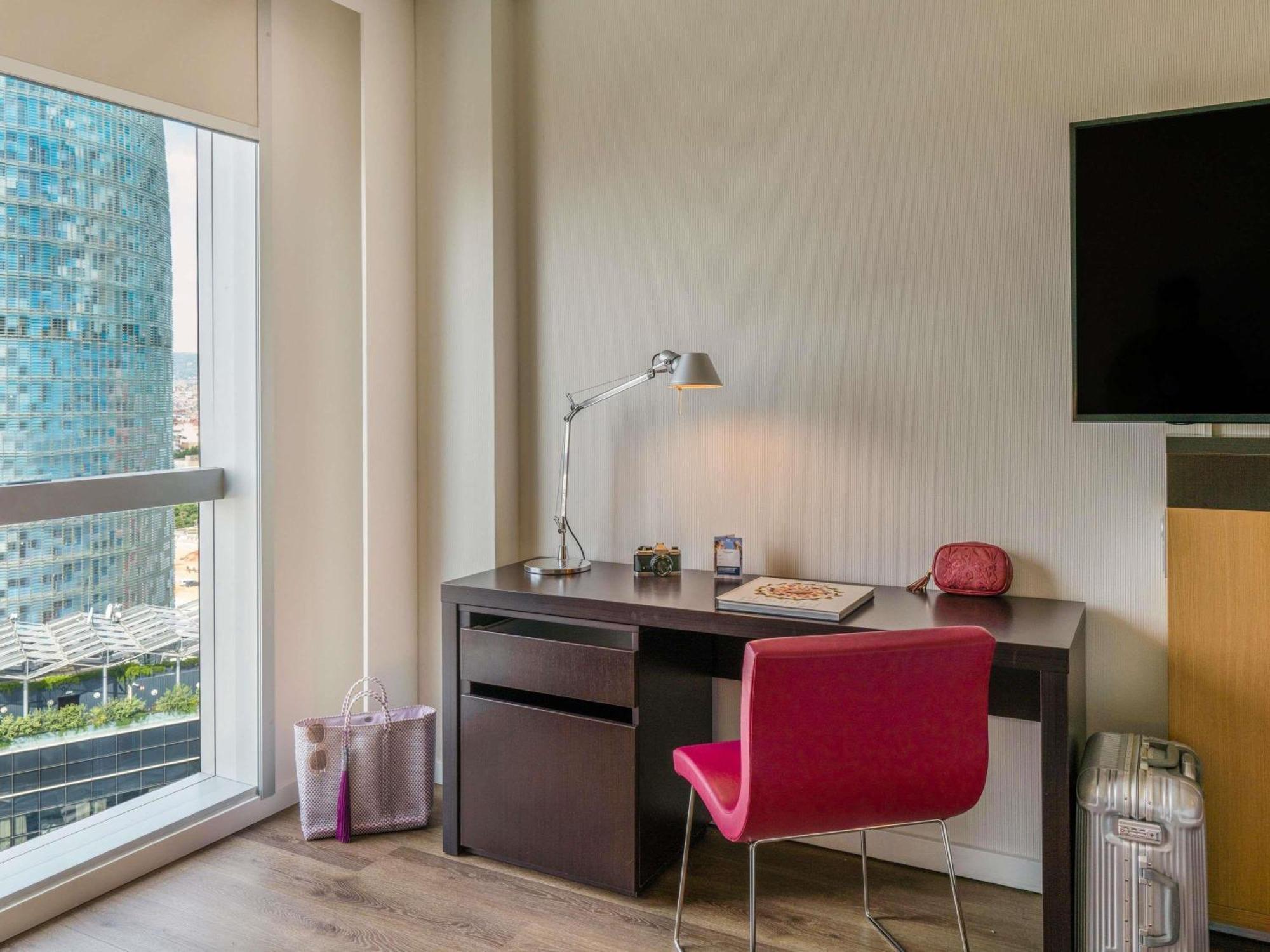 Habitación Familiar con vistas a la ciudad