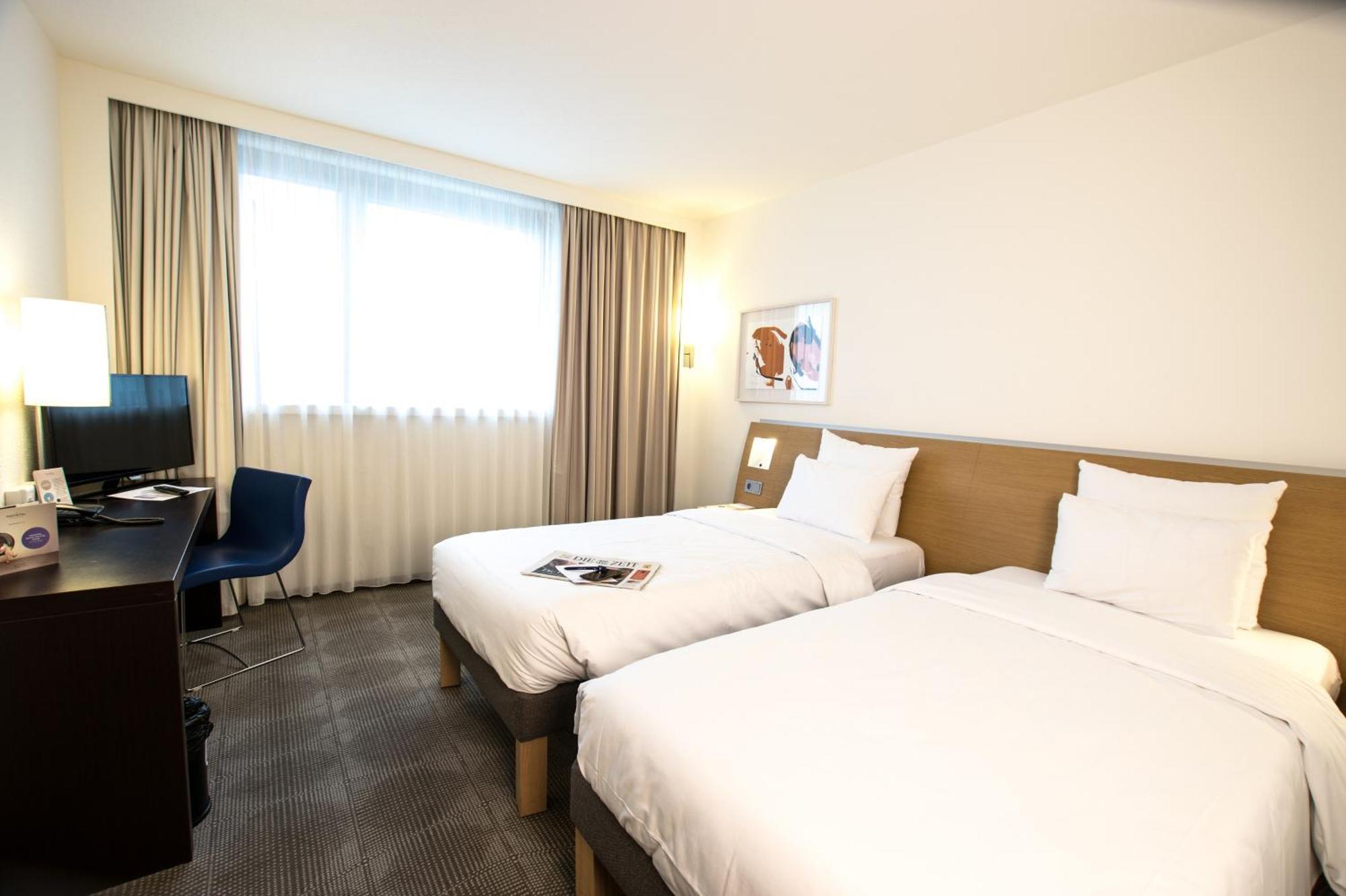 Twin Room,570214449:JPEG