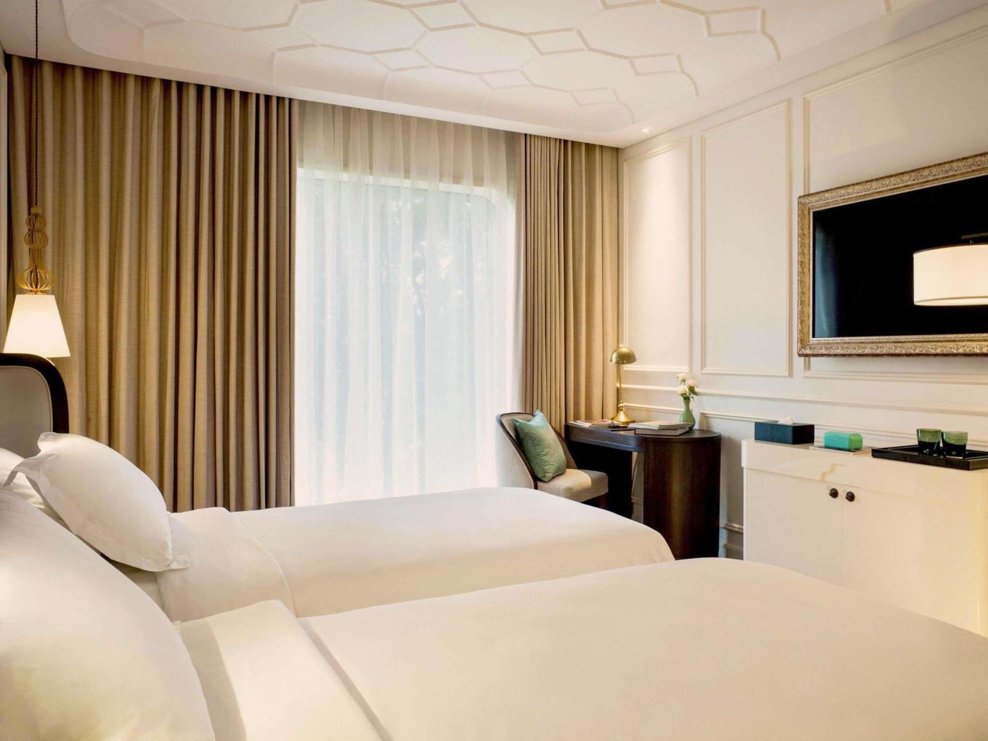 Sky Executive Deluxe Room, 2 Single Size Beds, High Floor, Lounge Access,1717106344:JPEG