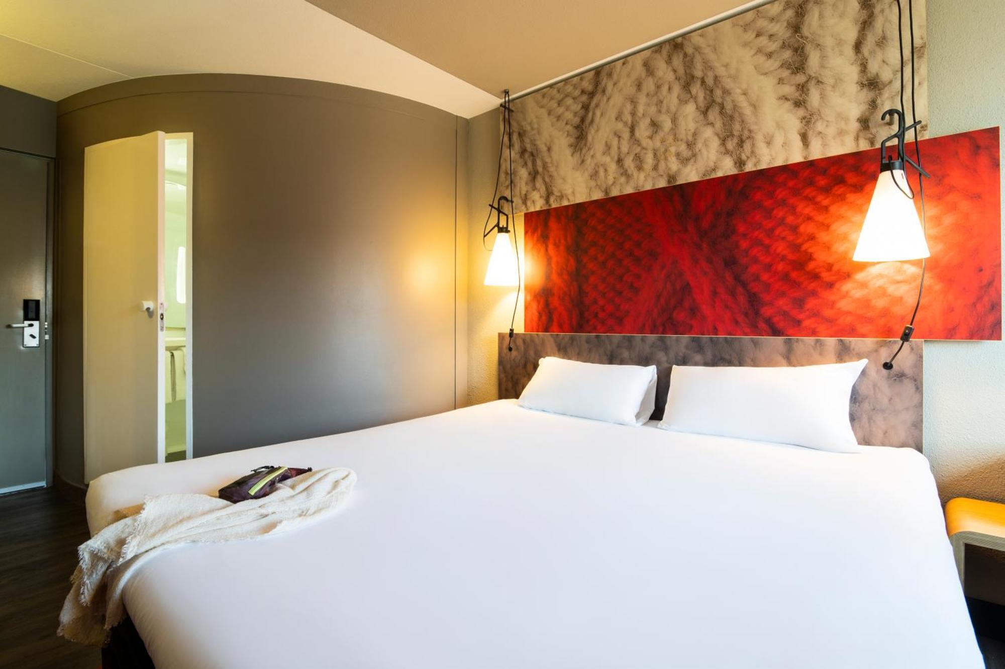 Standard Double Room,1746824489:JPEG