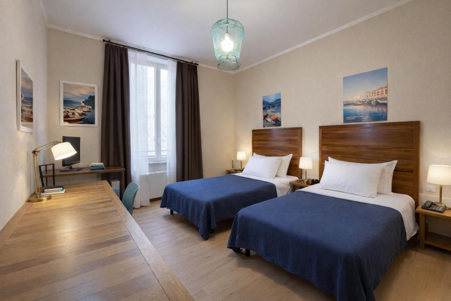 Zweibettzimmer
