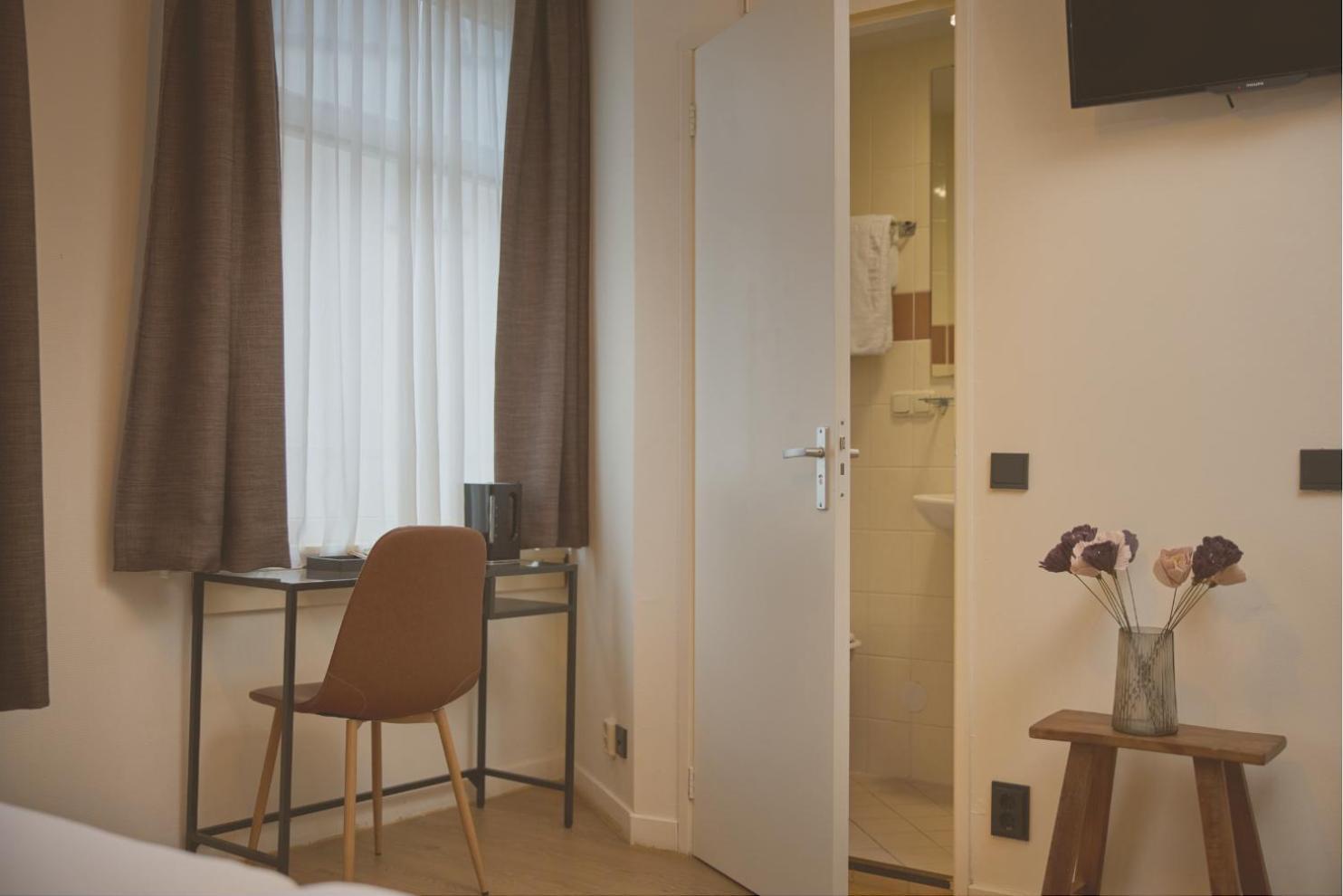 Tweepersoonskamer met 2 Aparte Bedden