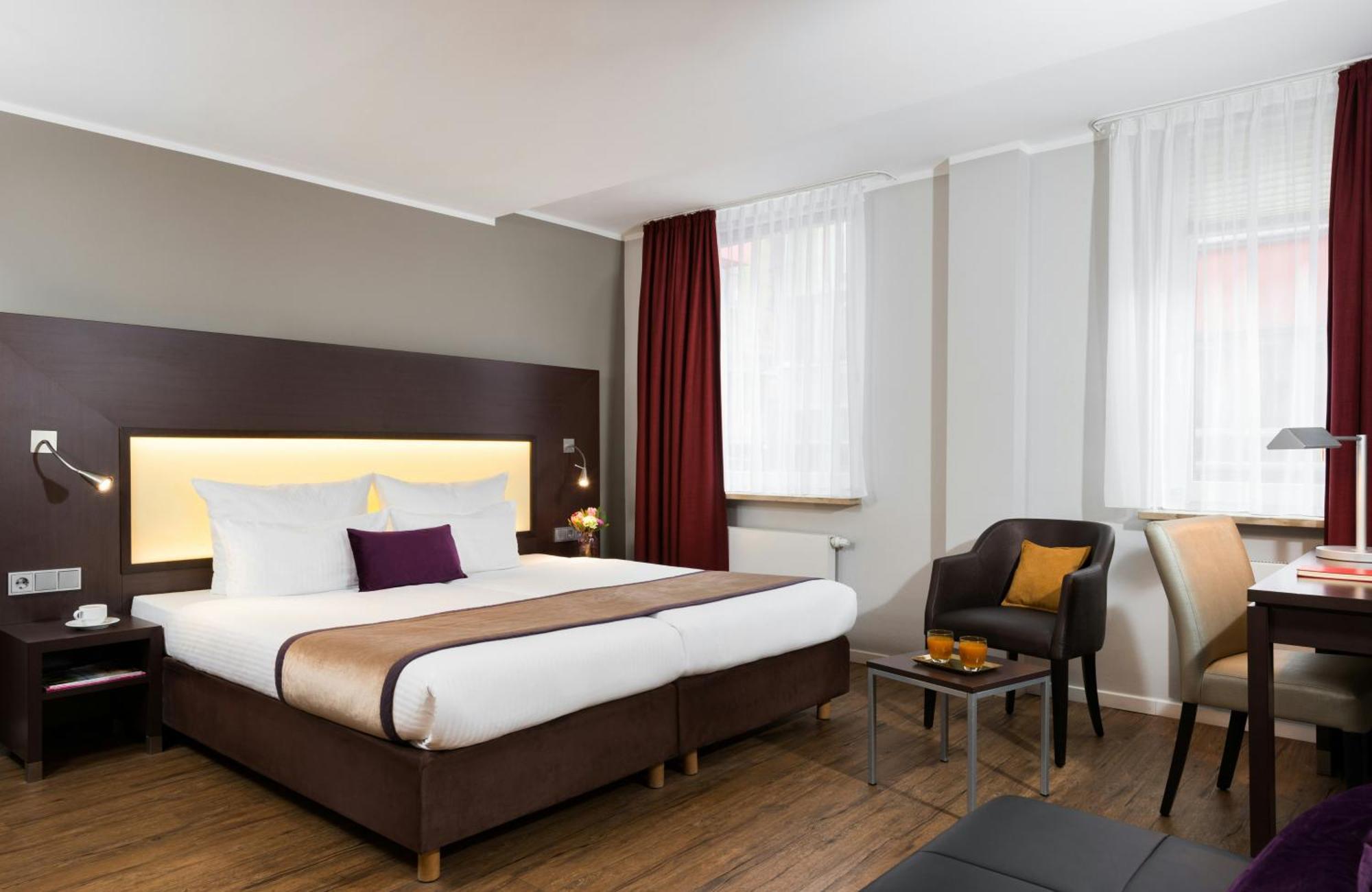 Deluxe Double or Twin Room,1758517479:JPEG