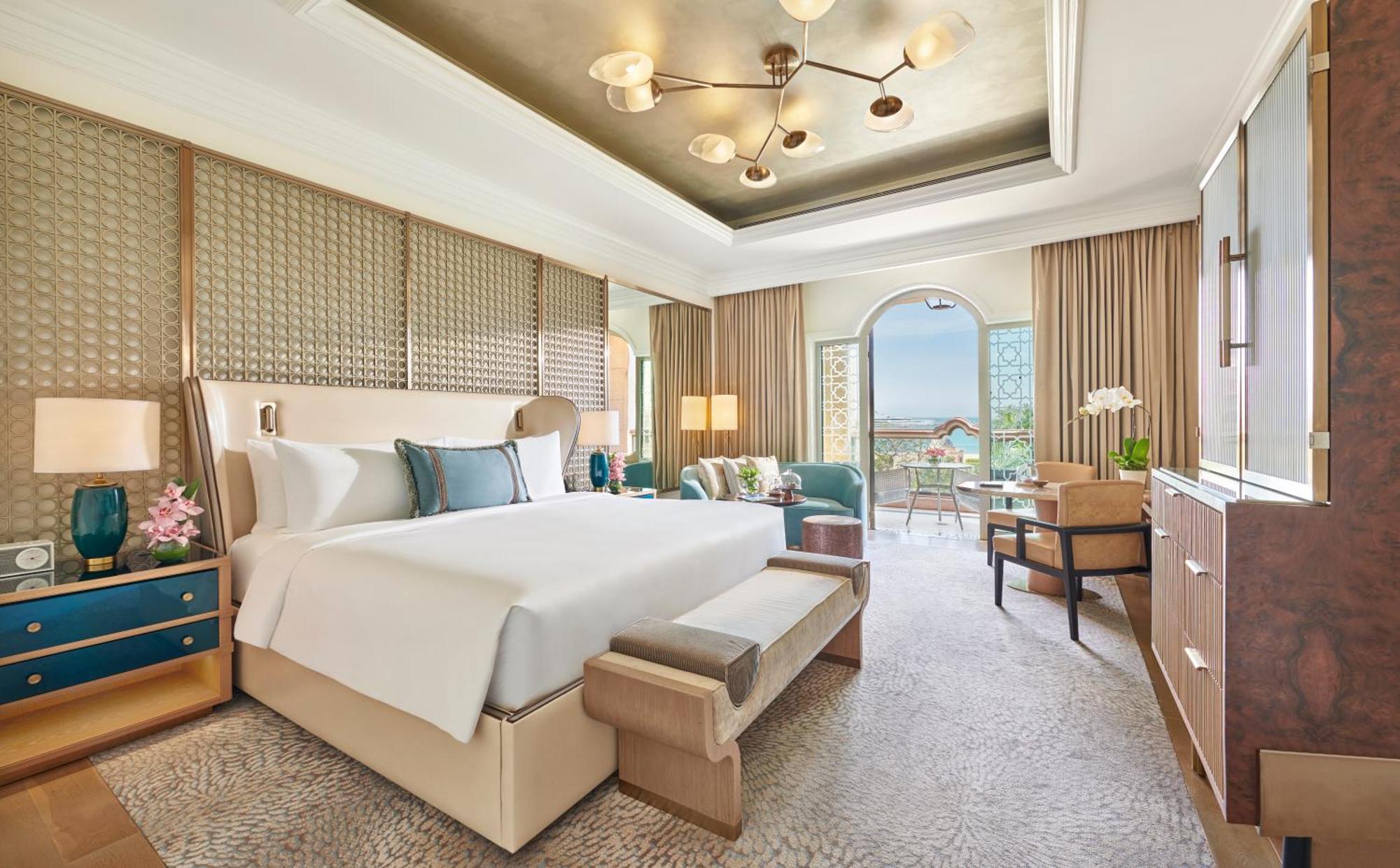 Club Sea View King Room Beachfront Club Lounge Access