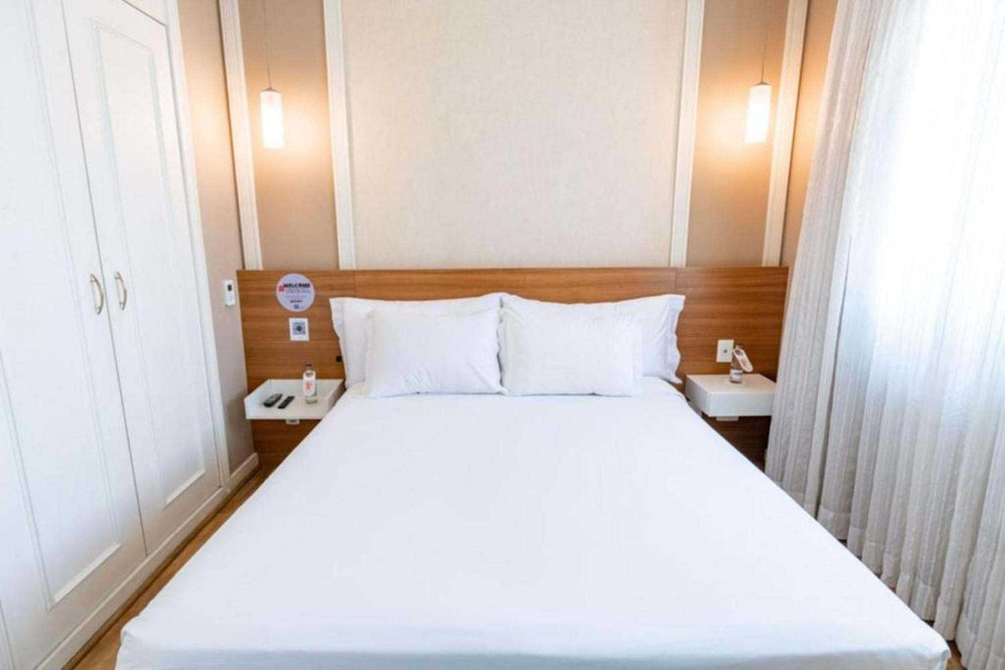 Standard Casal - 1 Cama Casal