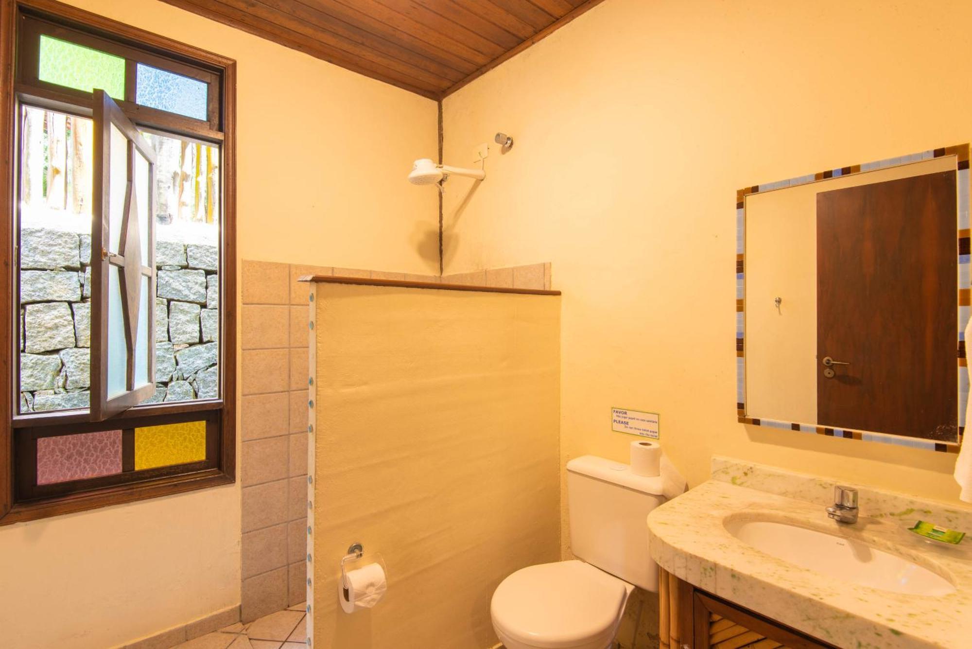 Quarto Duplo com Varanda - Térreo