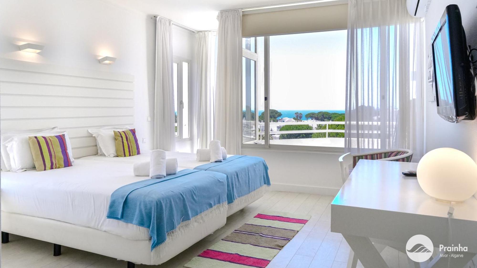 Estudio con vistas al mar