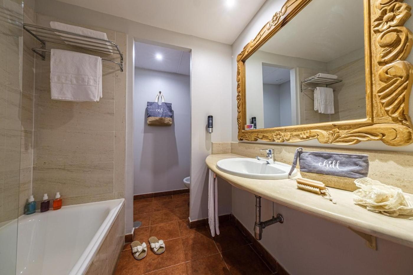 Junior Suite,1772907834:JPEG