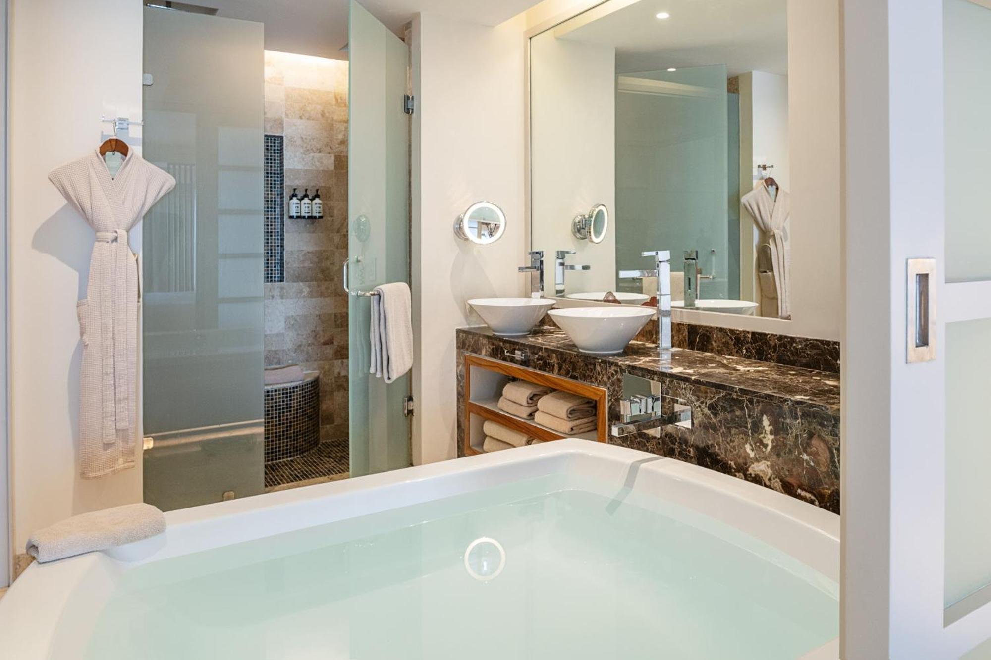 Suite Junior The Reserve - Accès Direct à la Piscine