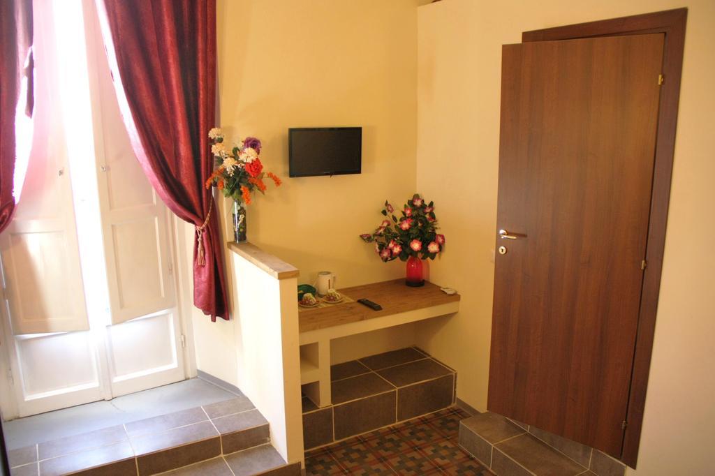 Basic Double Room,1588451174:JPEG