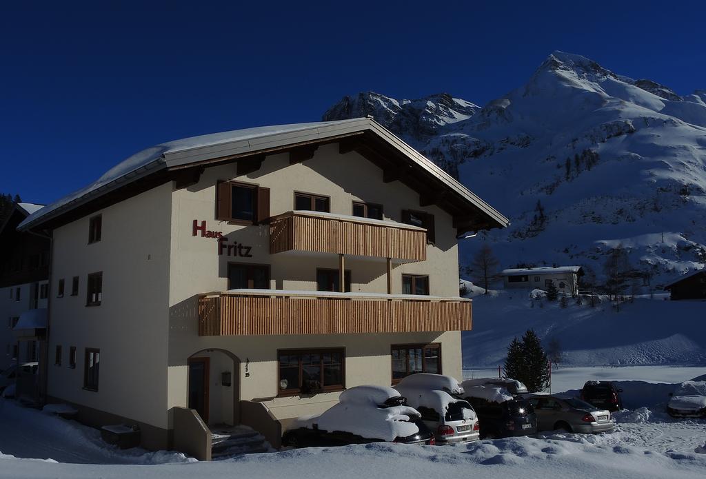 Apartment mit Balkon