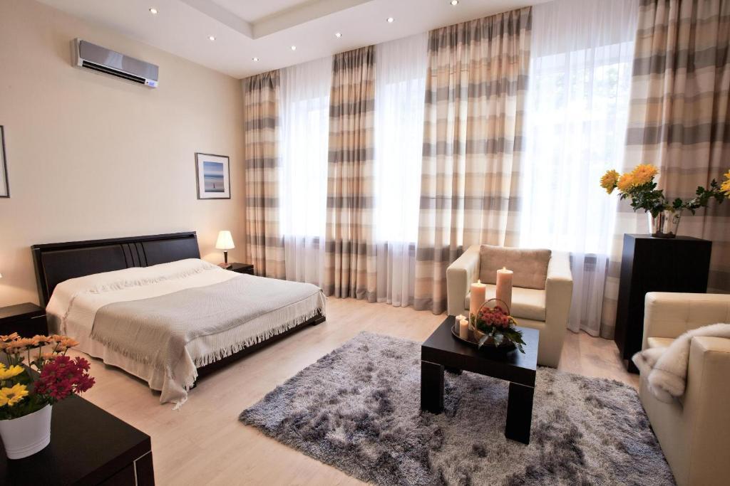 Chambre Lit King-Size avec Balcon