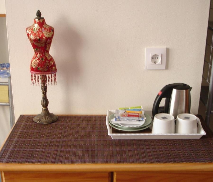 Doppel- oder Zweibettzimmer