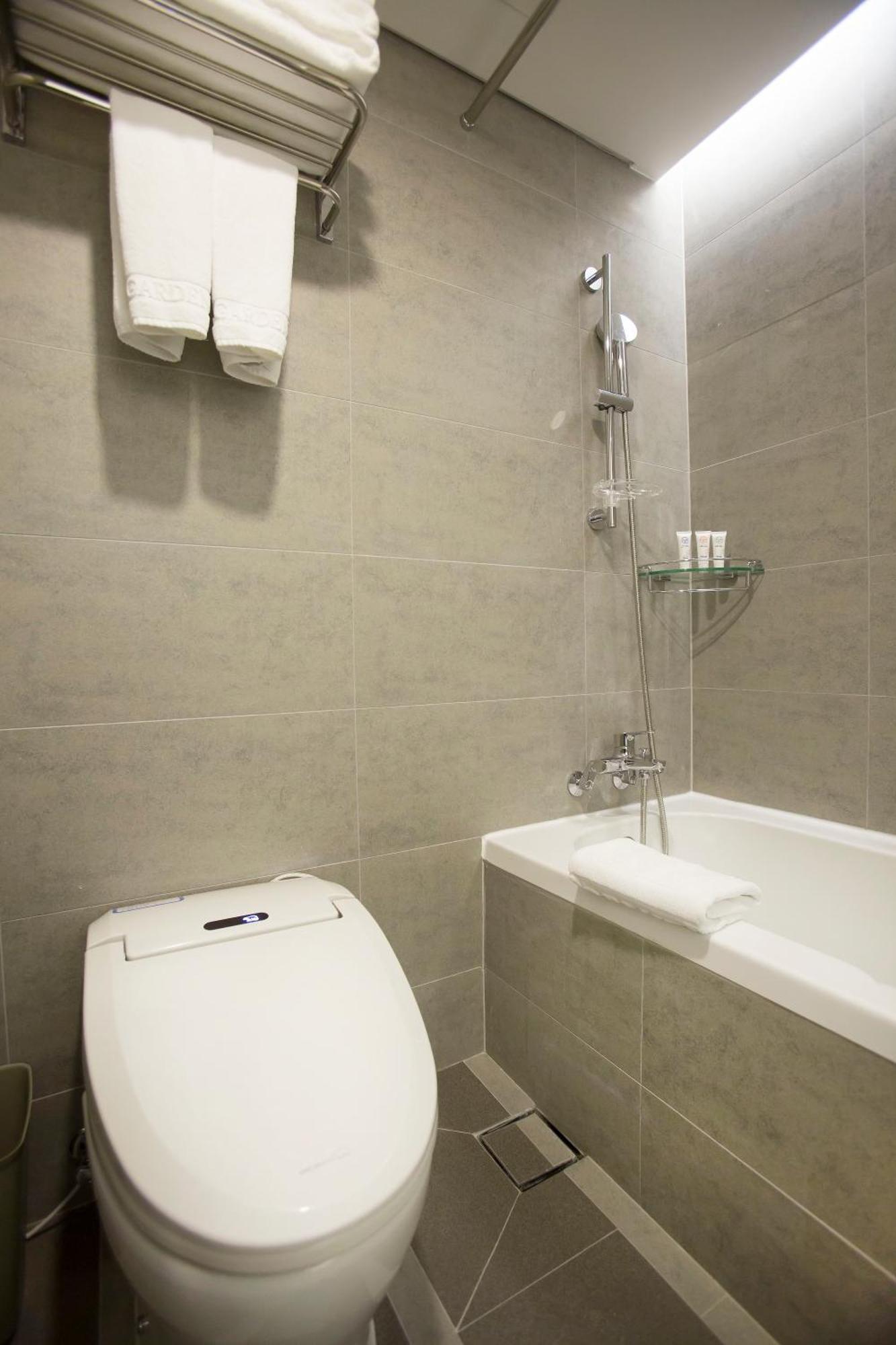 Standard Double Room with Bath