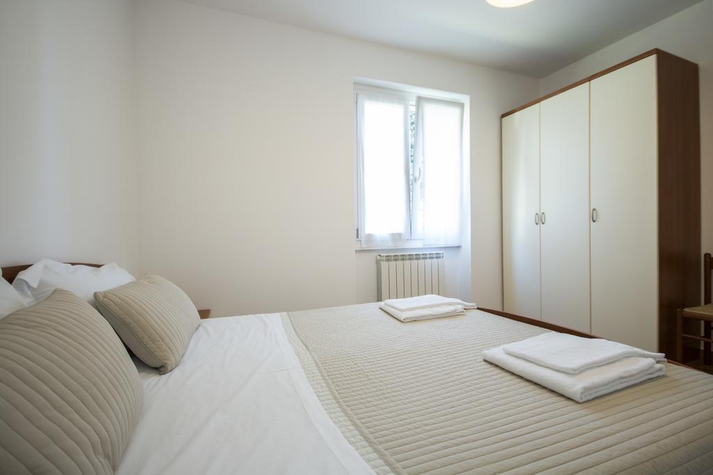 One-Bedroom Apartment with Garden,324854068:JPEG