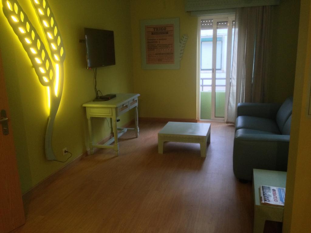 Family Room (4 Adults),425092035:JPEG