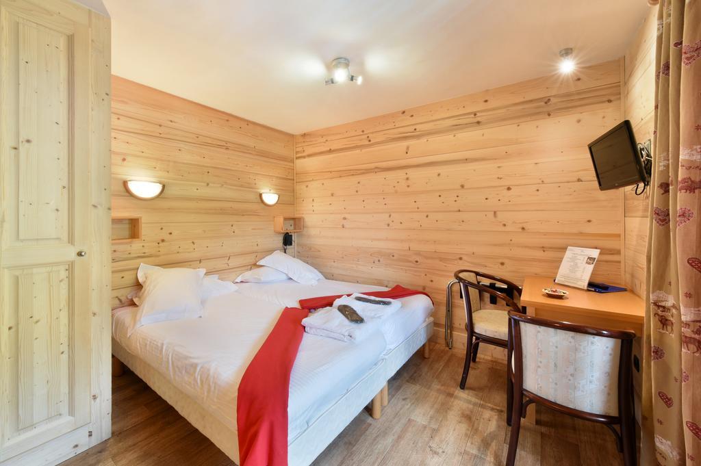Budget Studio (2 Adults)