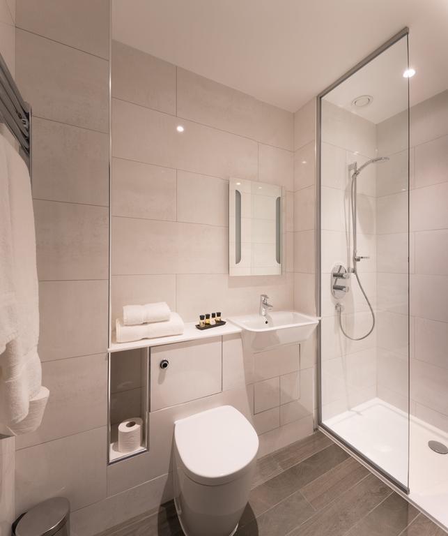 Small Double Room,461139099:JPEG