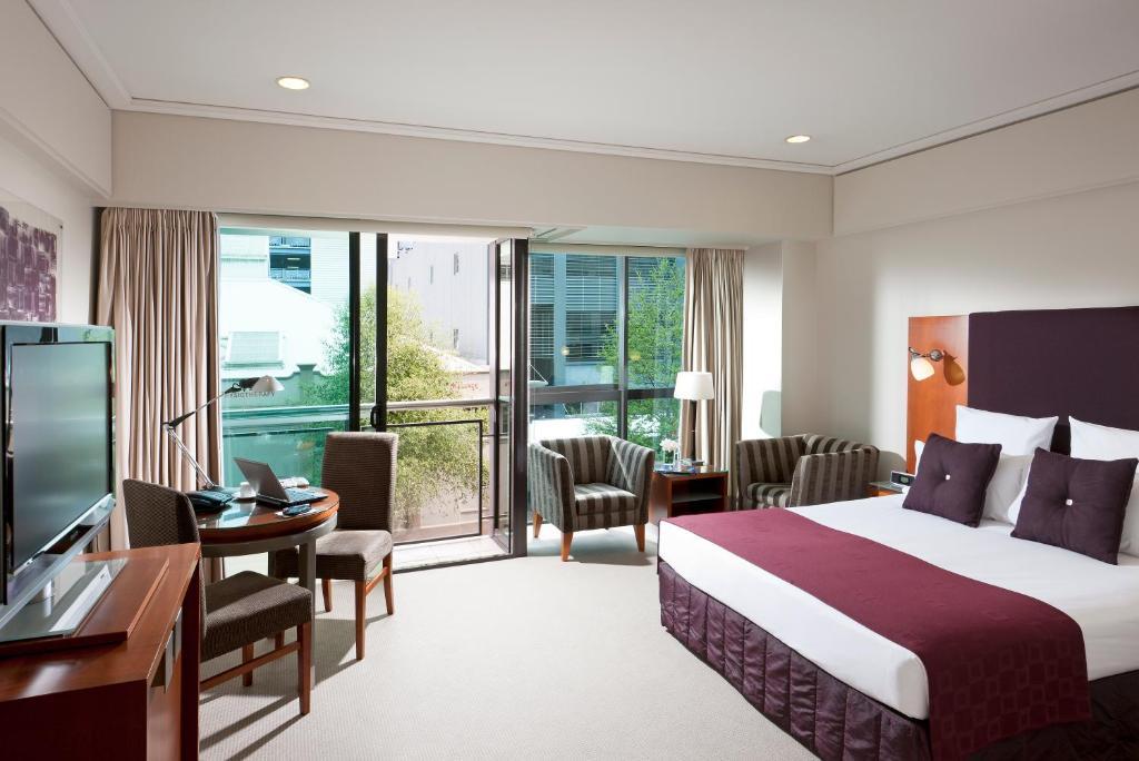 Studio-Suite mit Queensize-Bett und Stadtblick