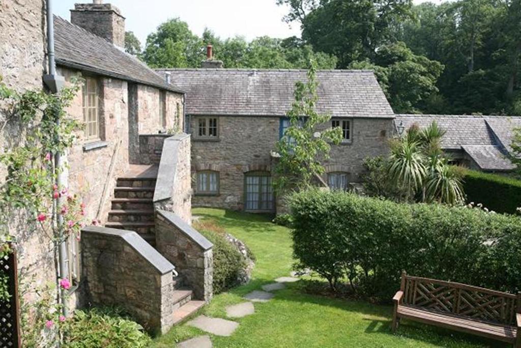 Classic Cottage
