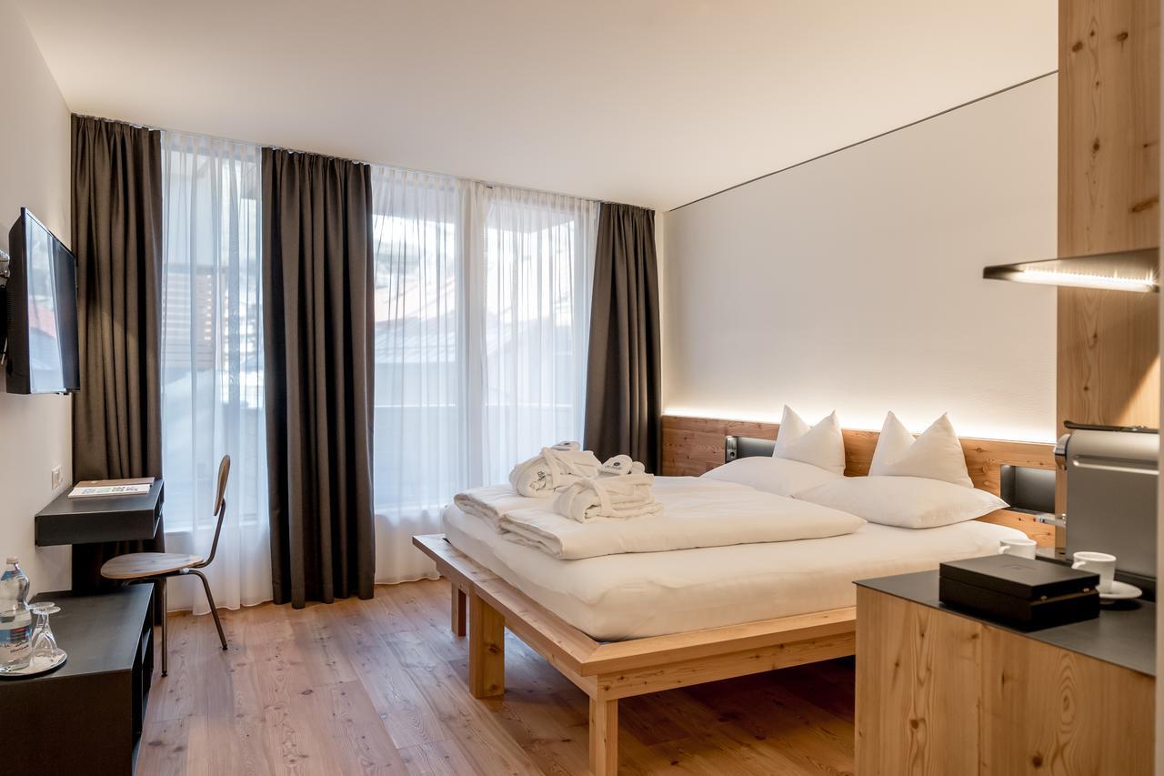Double Room M with Balcony