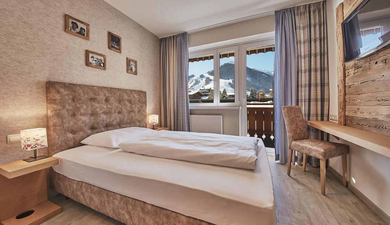 Einzelzimmer mit Balkon