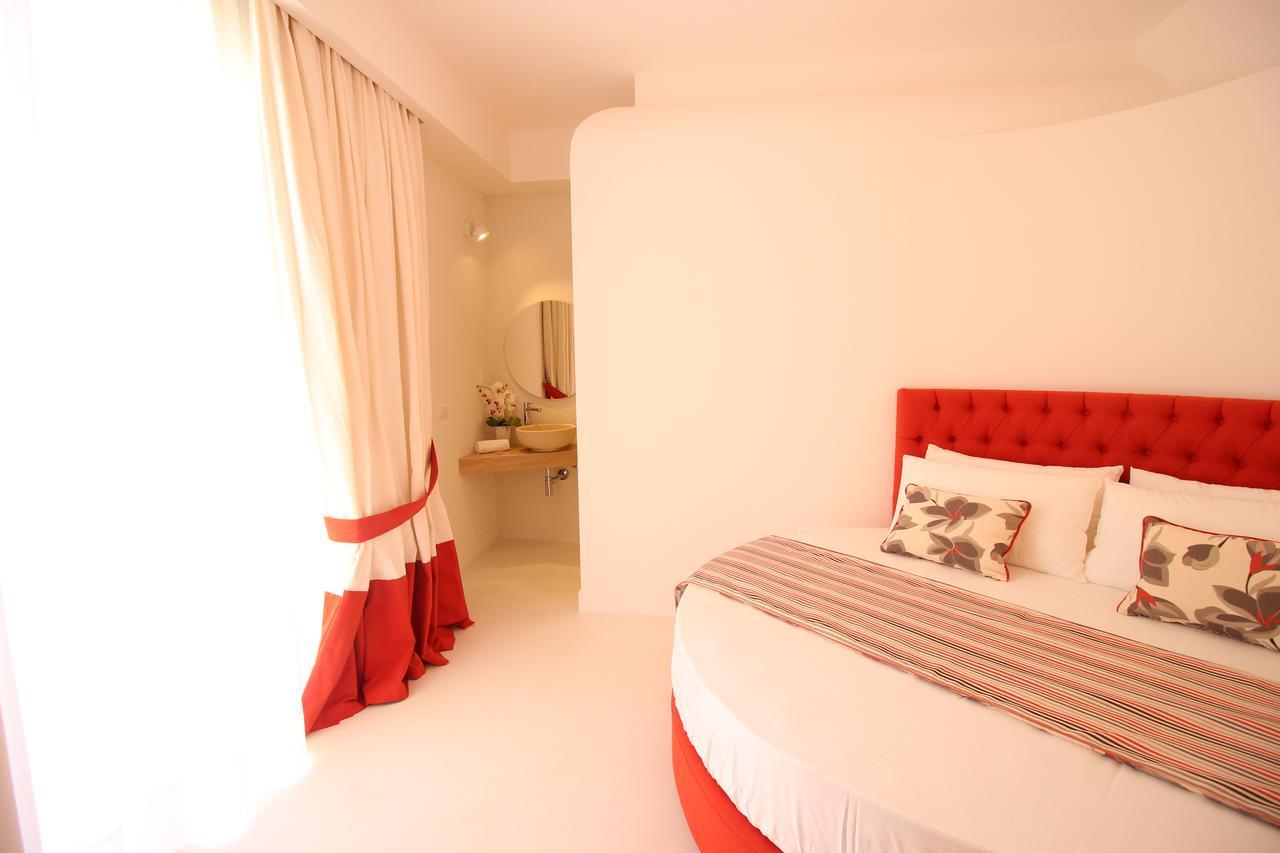 Double Room with Patio,669475731:JPEG