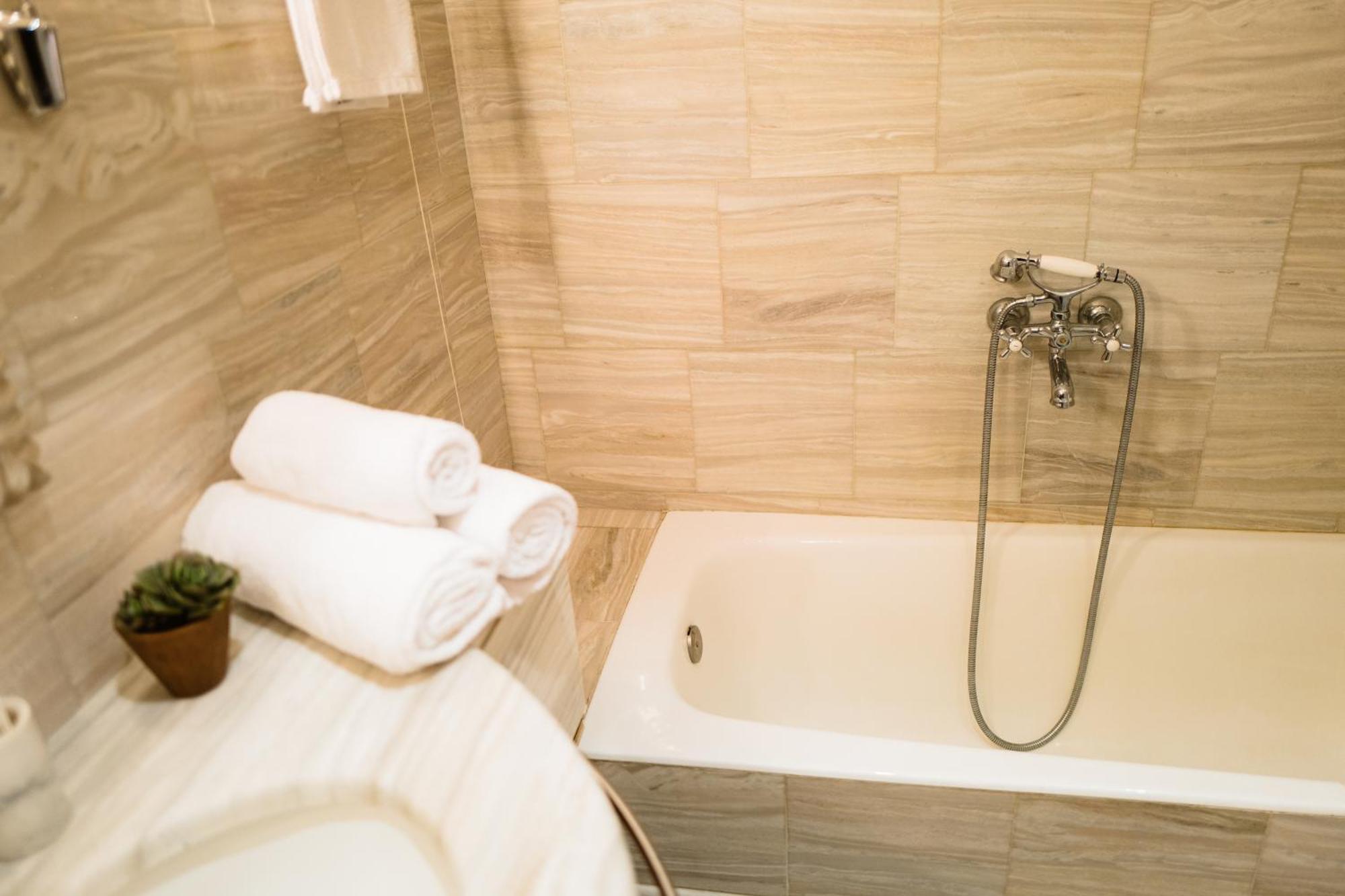Executive Triple Room with Park View